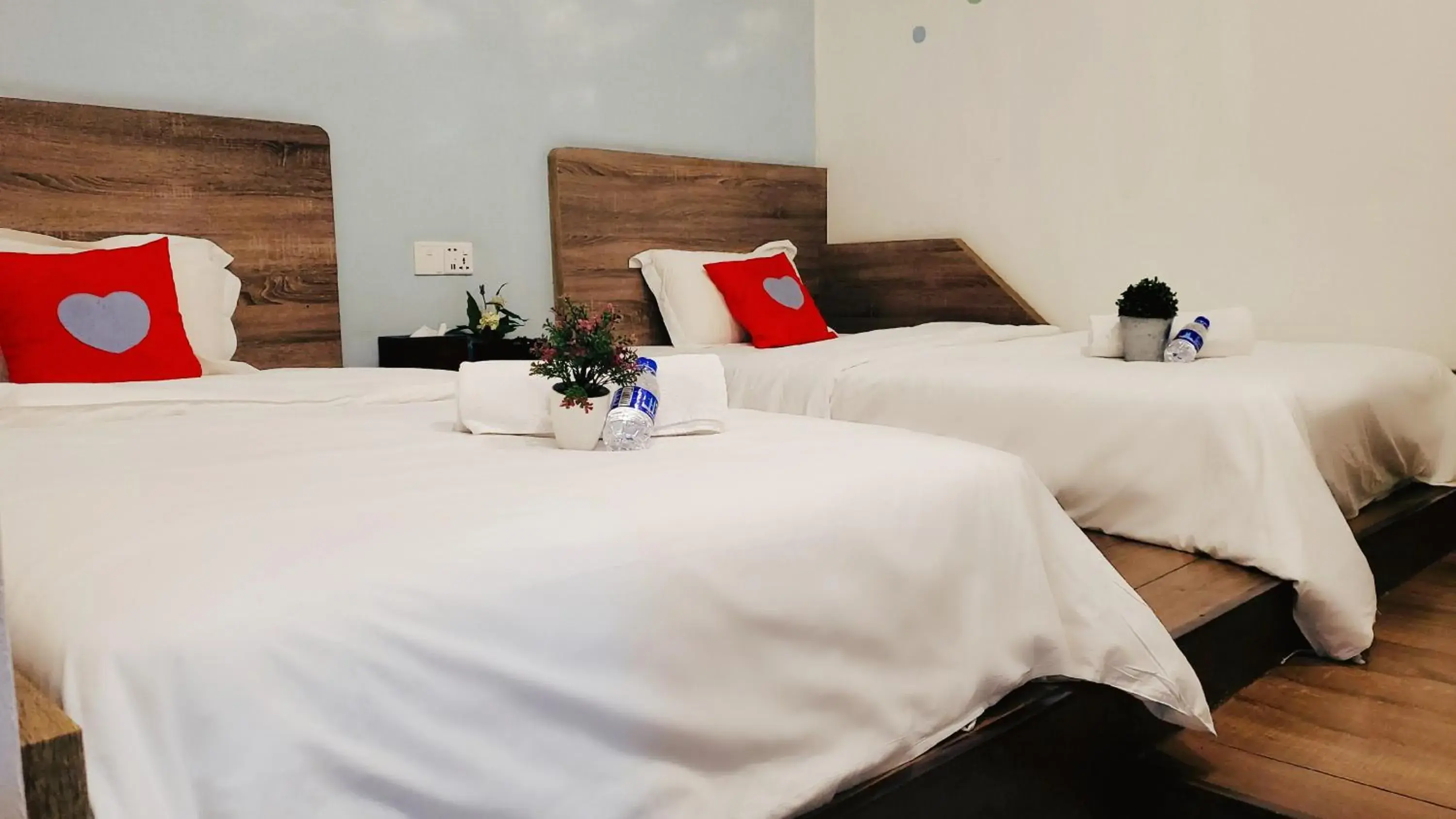 Superior Double or Twin Room in Winggarden Murals House by JE Boutique Guesthouse Superior Double or Twin Room in Winggarden Murals House by JE Boutique Guesthouse