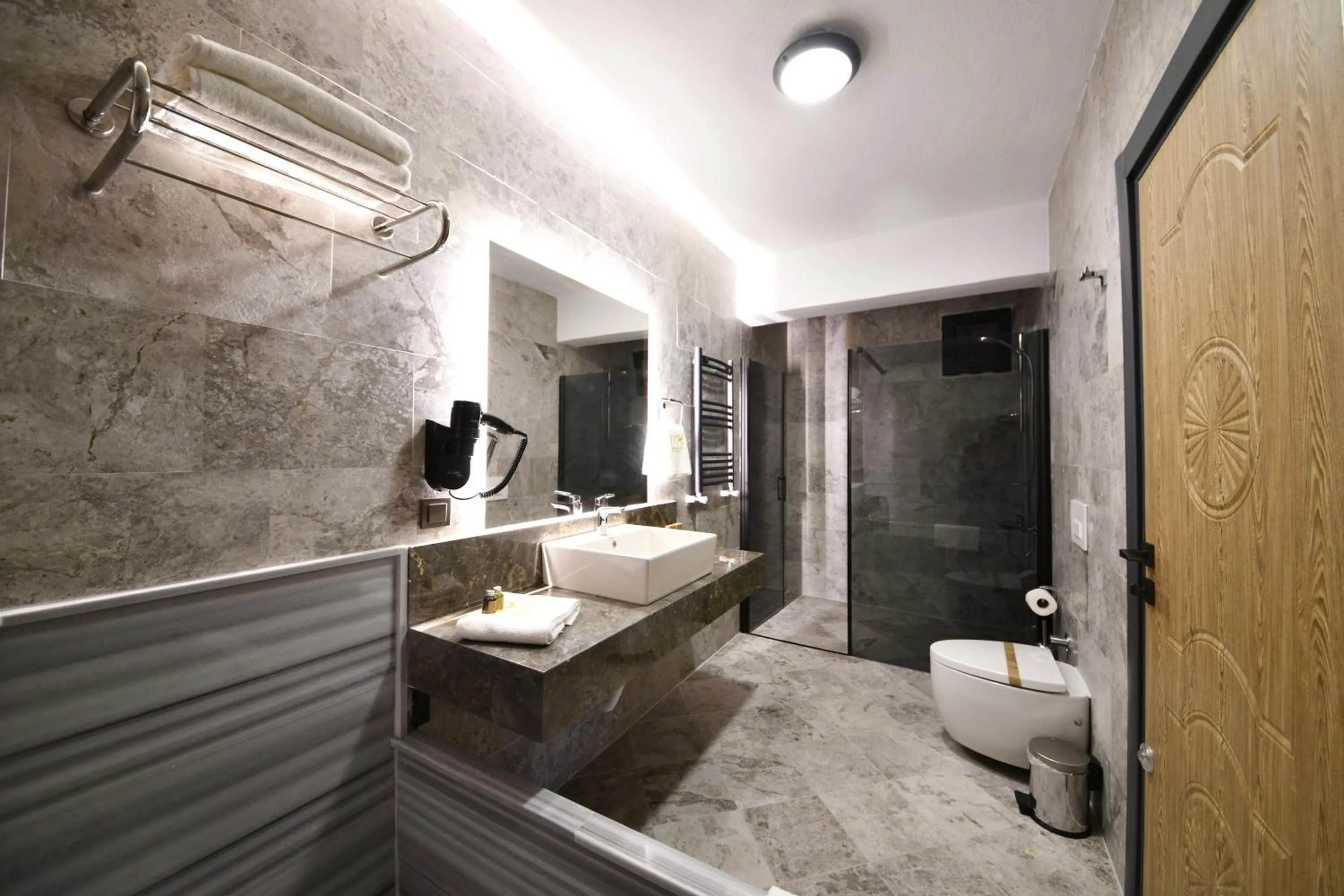 Public Bath in 1774 Kazdağı Termal Otel