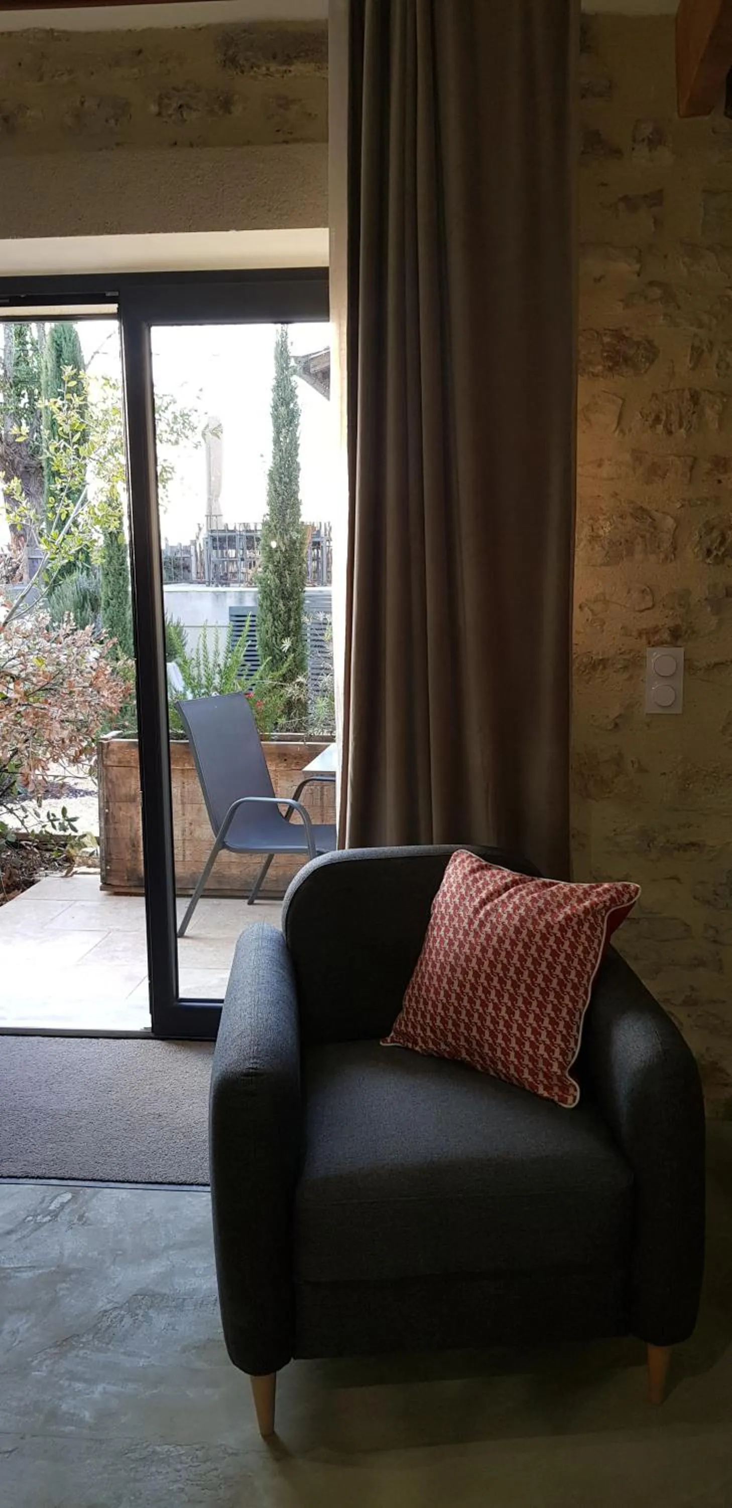 Seating area in Maison Reces