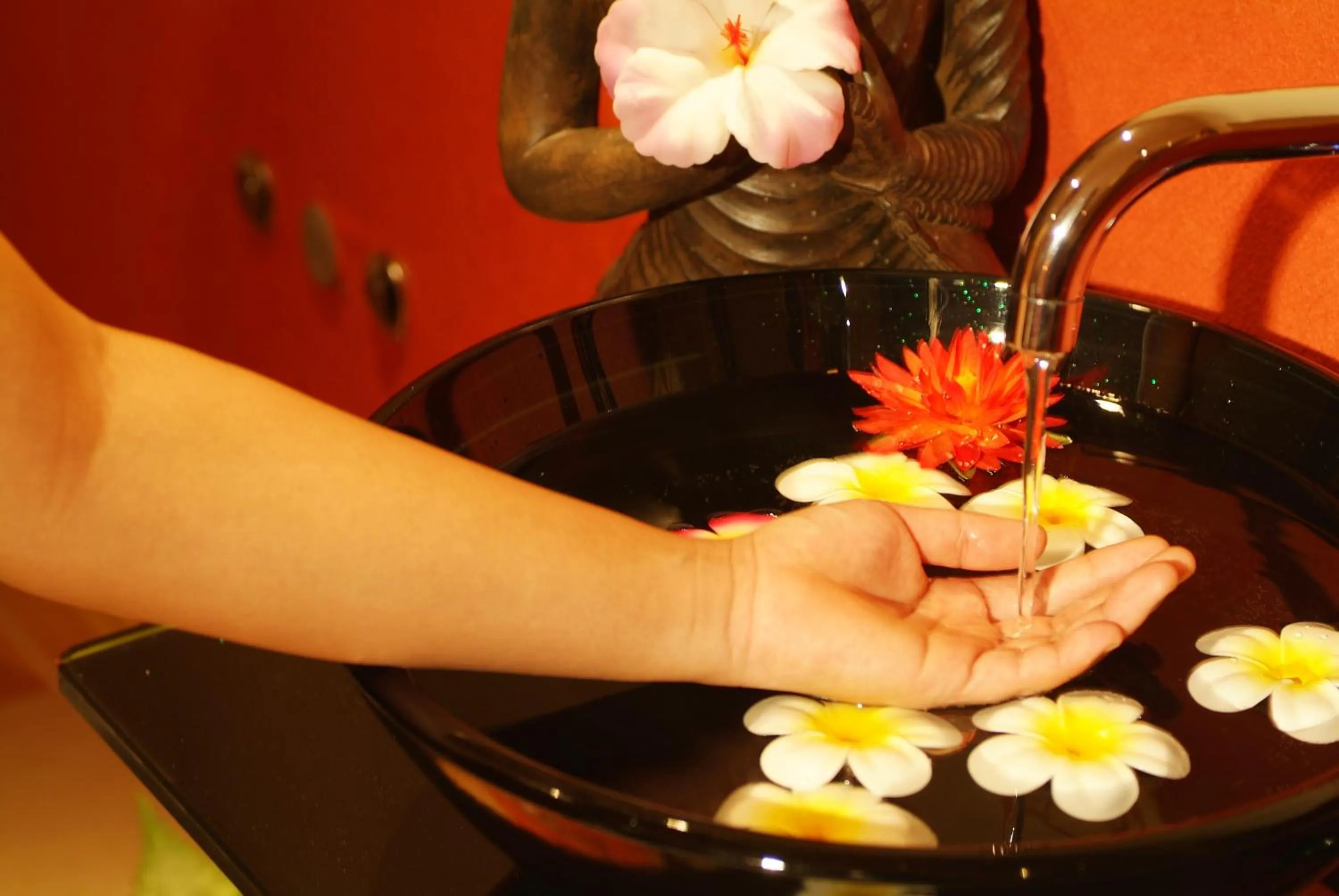 Massage in Hotelpark der Westerwald Treff