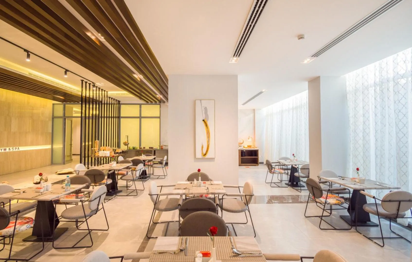 Restaurant/places to eat in Ewaa Express Hotel - Tabuk