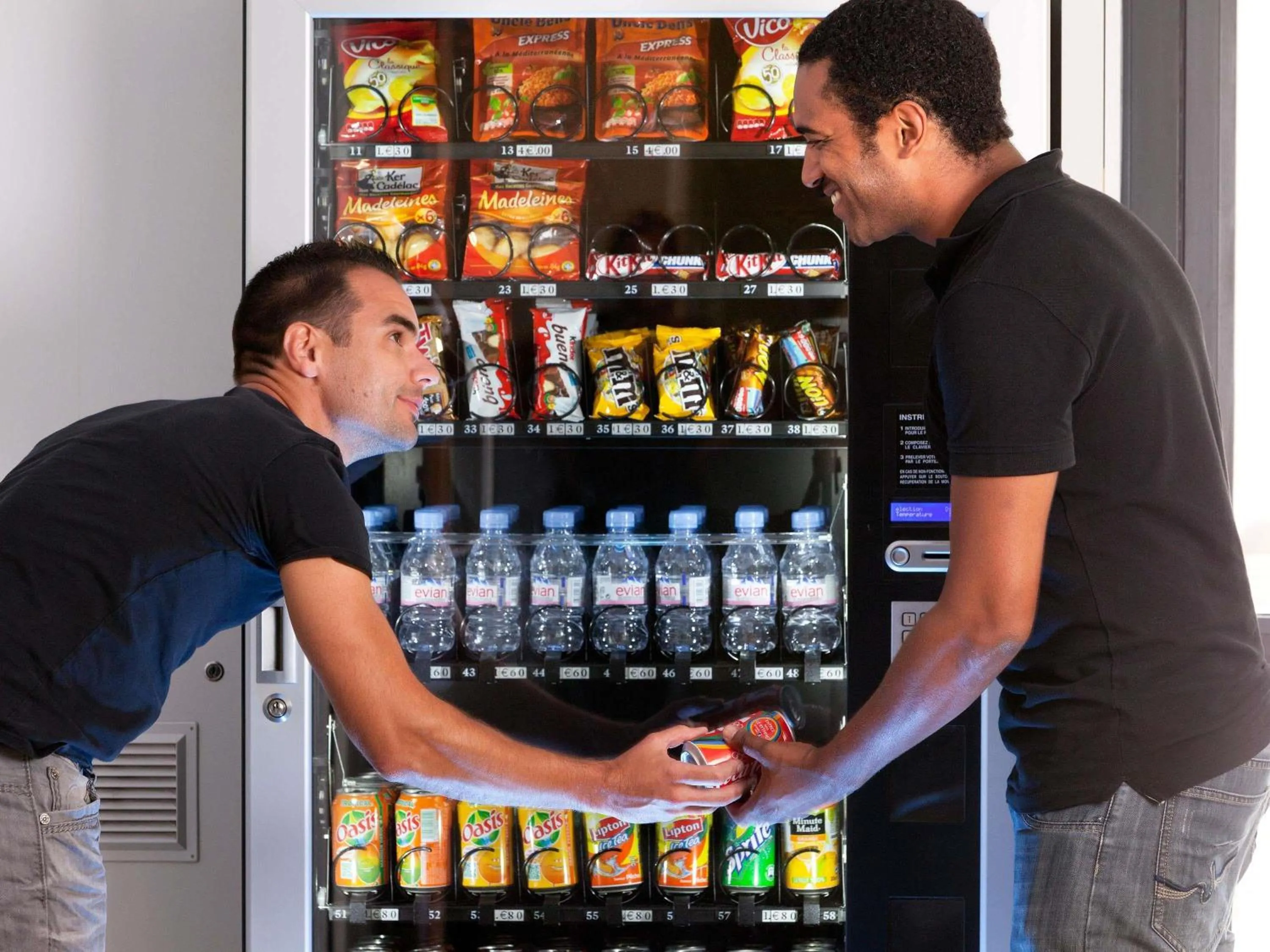 Property building in hotelF1 Evry A6