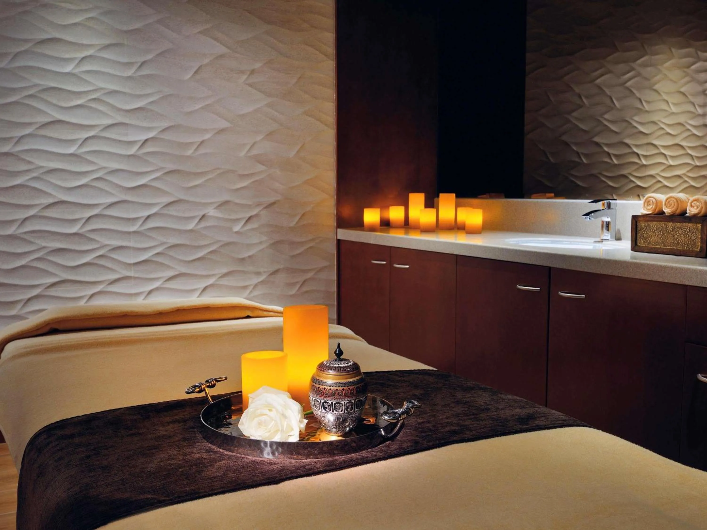 Spa and wellness centre/facilities in Mövenpick Hotel Bahrain