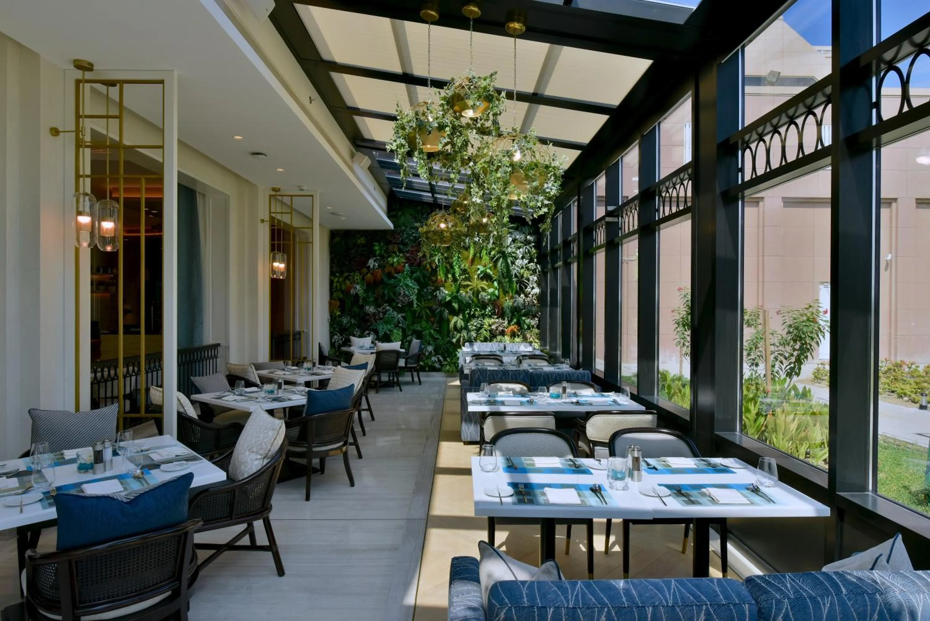 Buffet breakfast in Mövenpick Hotel Bahrain