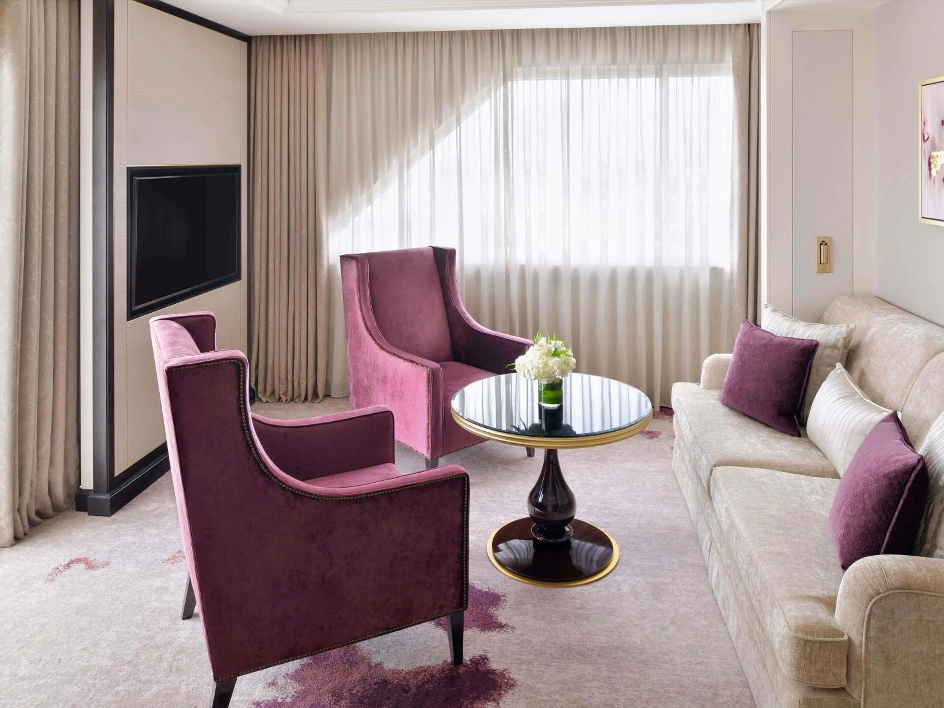 Bedroom in Mövenpick Hotel Bahrain