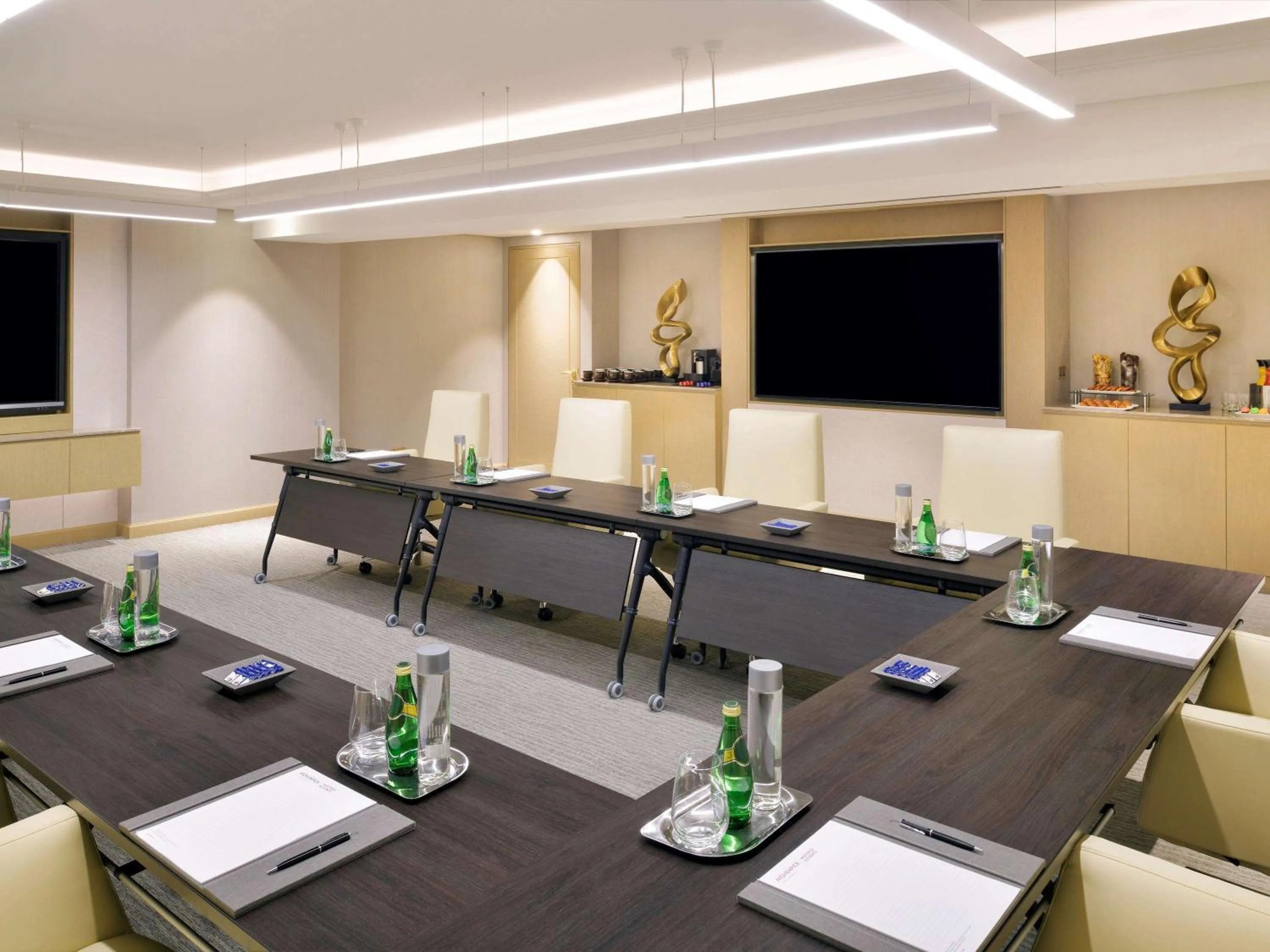 On site in Mövenpick Hotel Bahrain