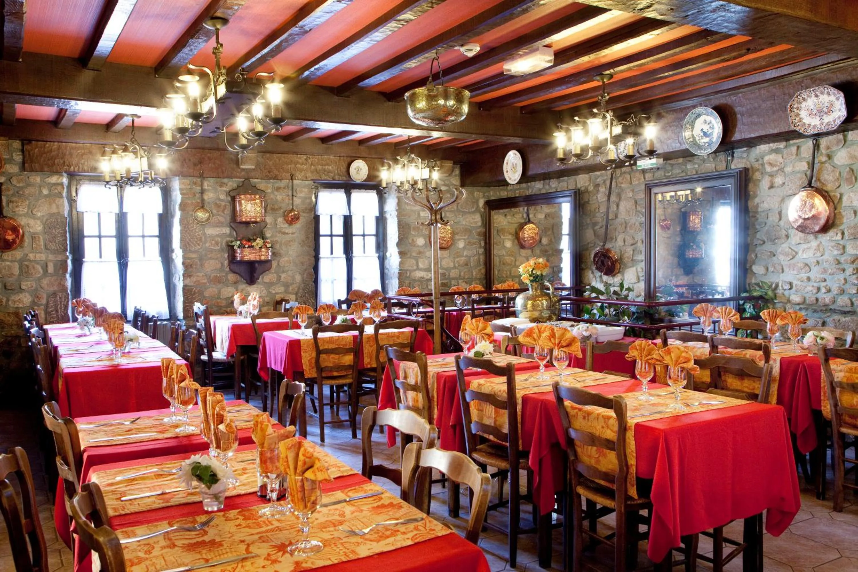 Restaurant/places to eat in La Vieille Auberge