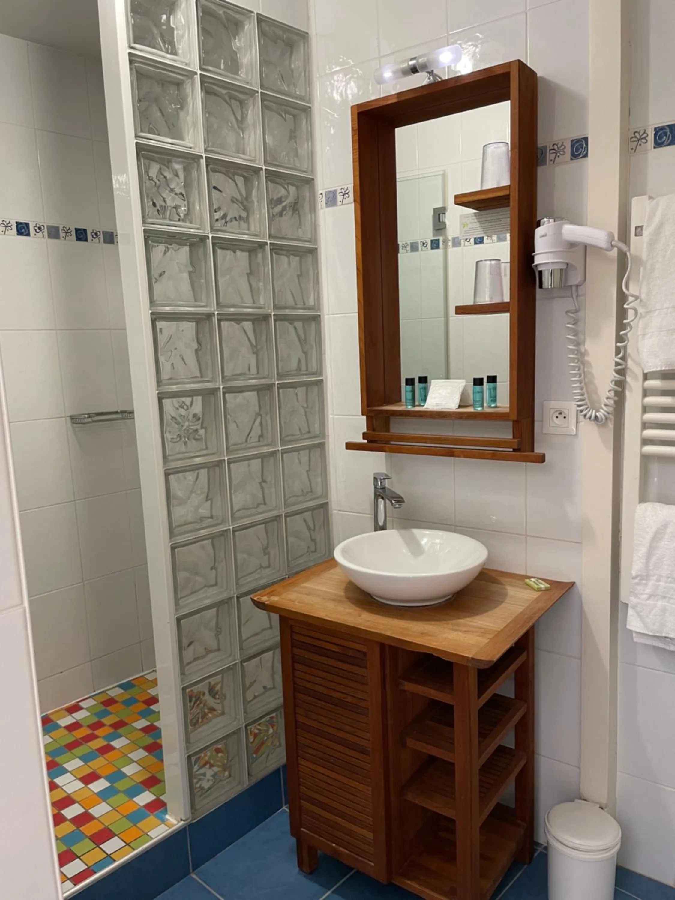 Bathroom in La Vieille Auberge