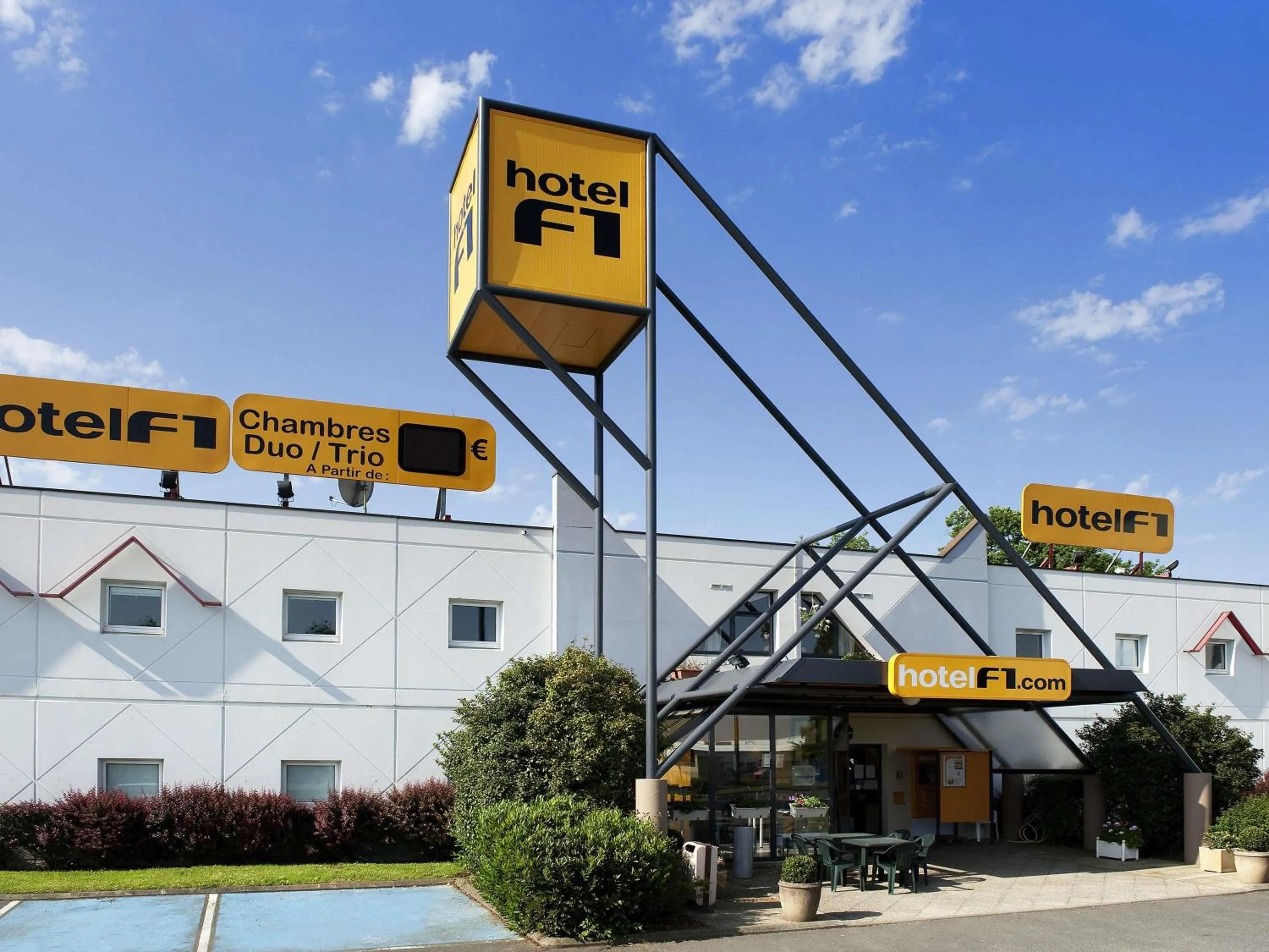 Property building in hotelF1 Nancy Sud