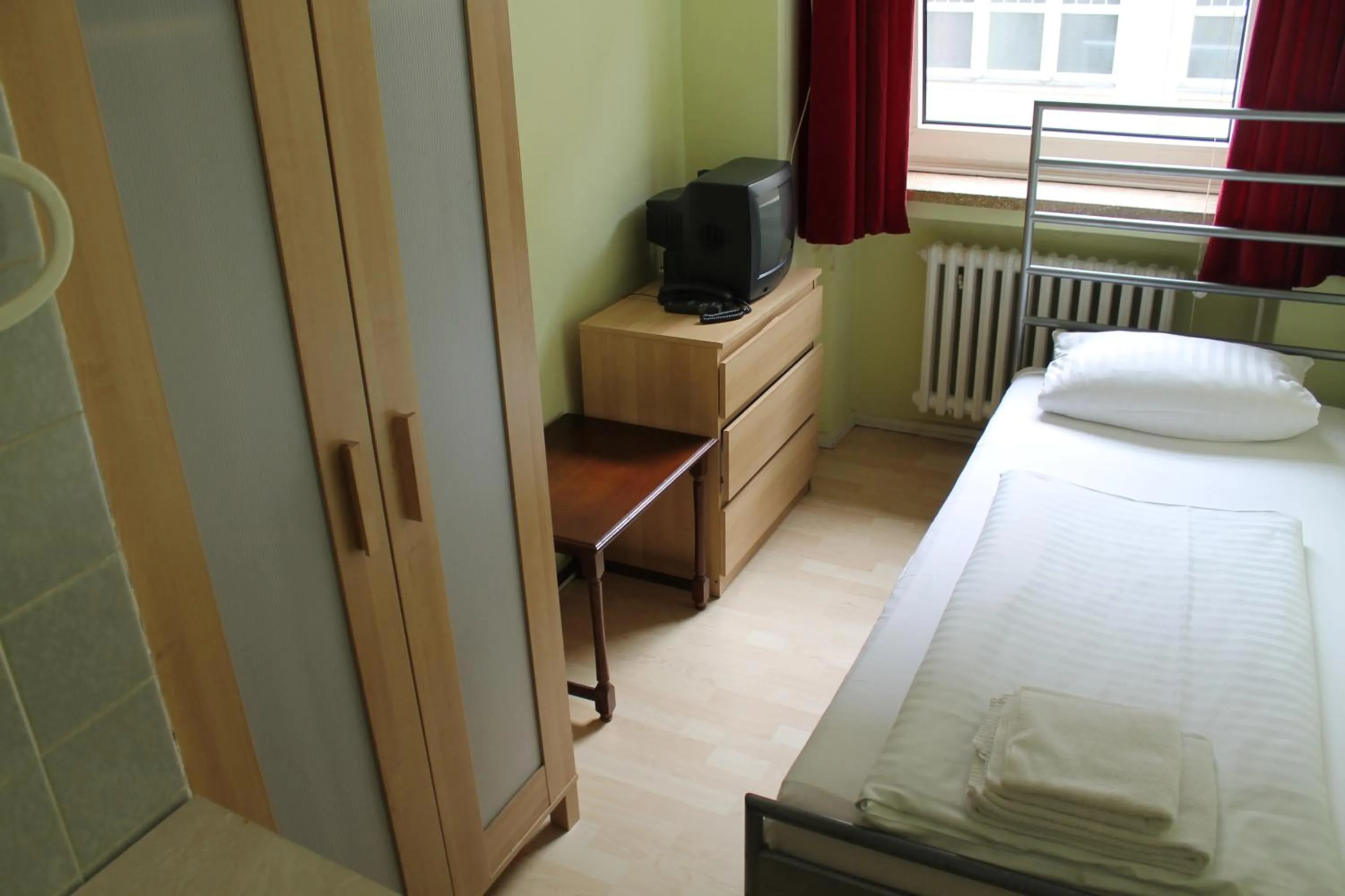 Bedroom, Bed in Hotel Lilienhof