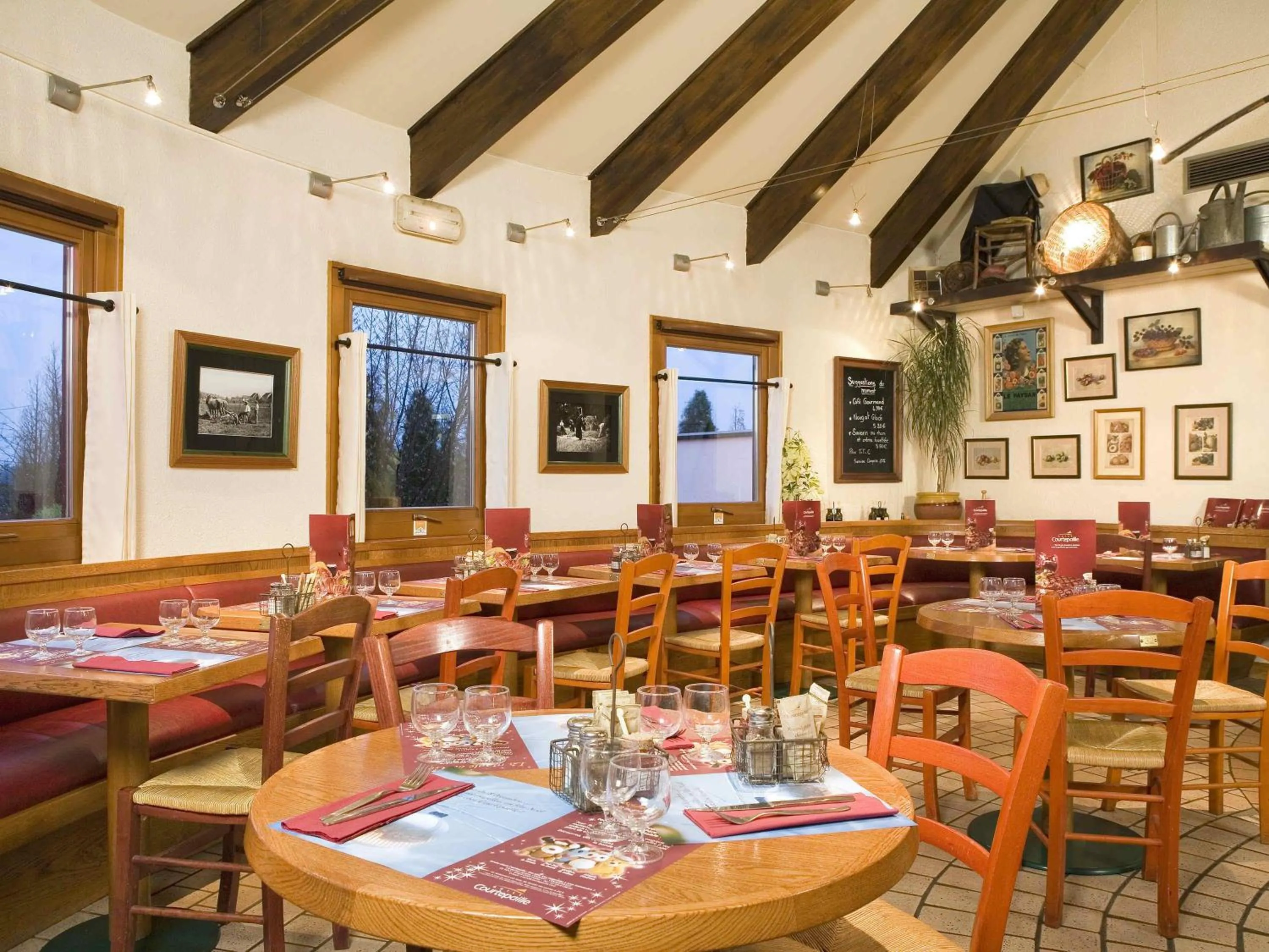 Restaurant/places to eat in ibis Saint Dizier