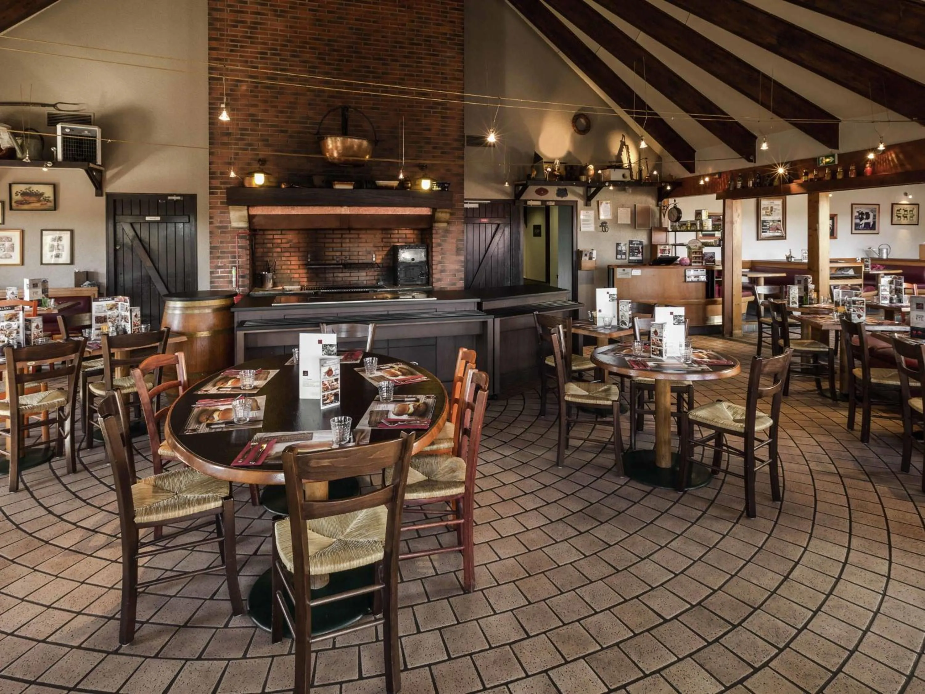 Restaurant/places to eat in ibis Saint Dizier