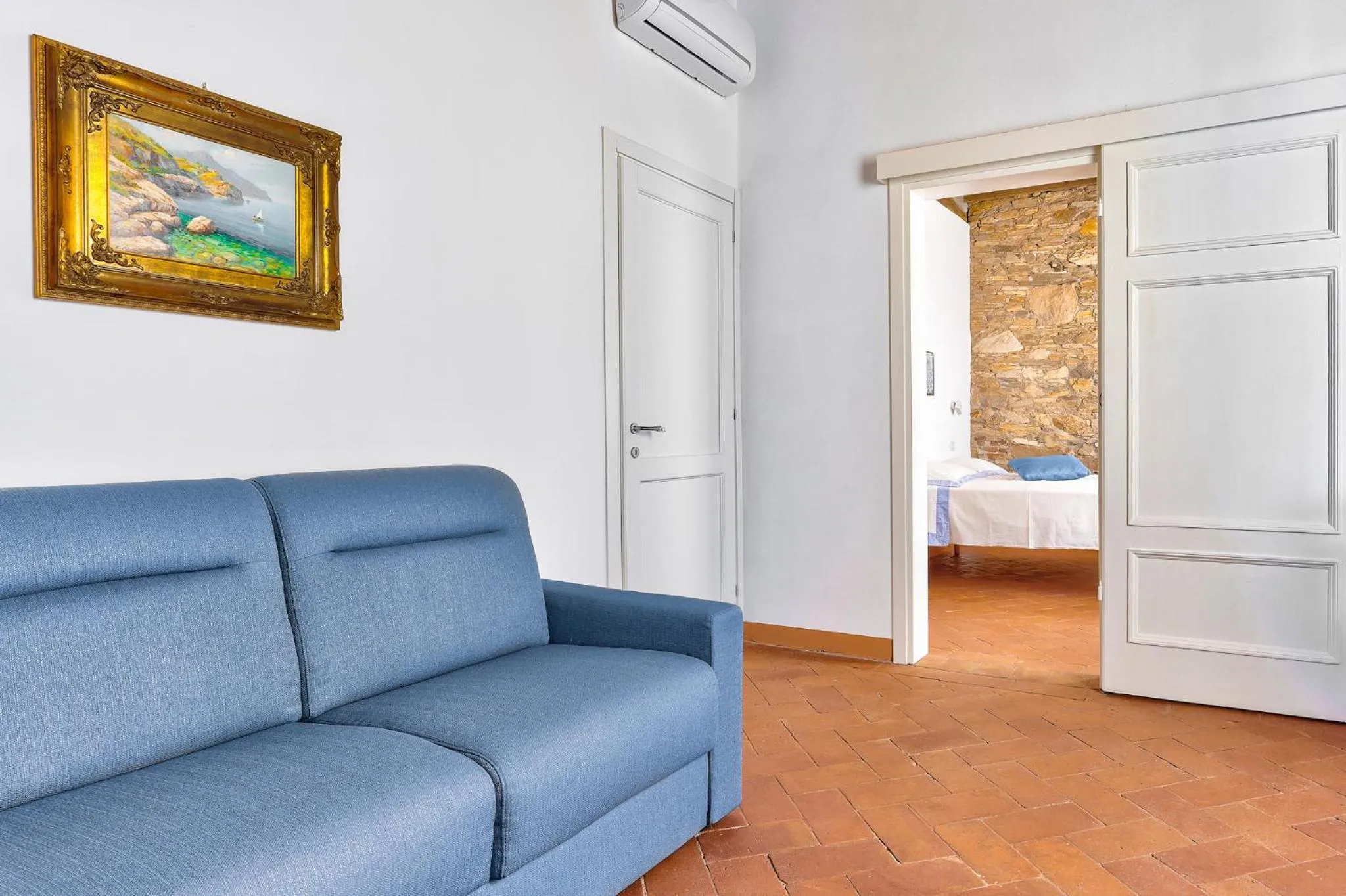 Photo of the whole room, Bed in Villa Galgani