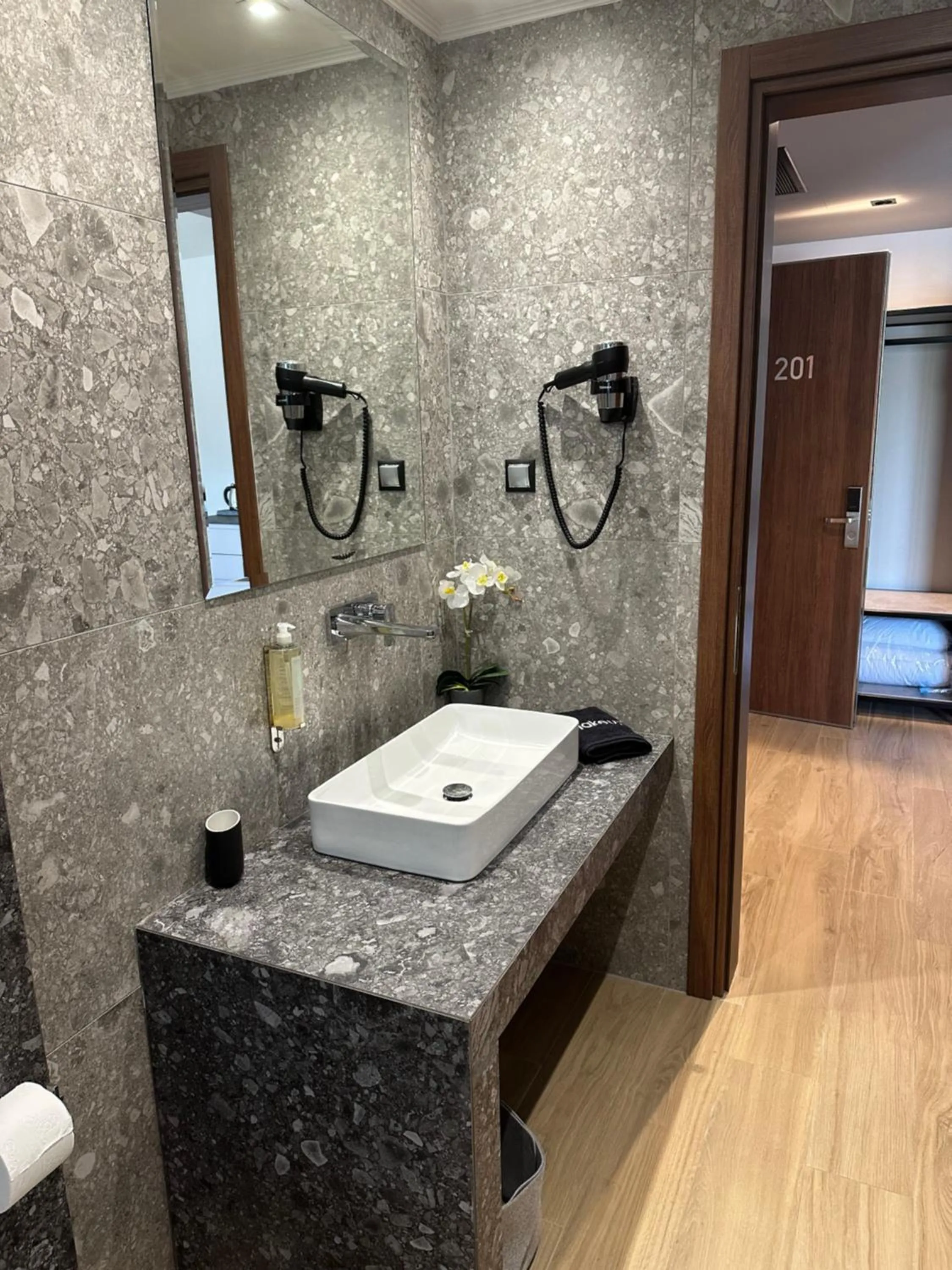 The Victoria Lefkada