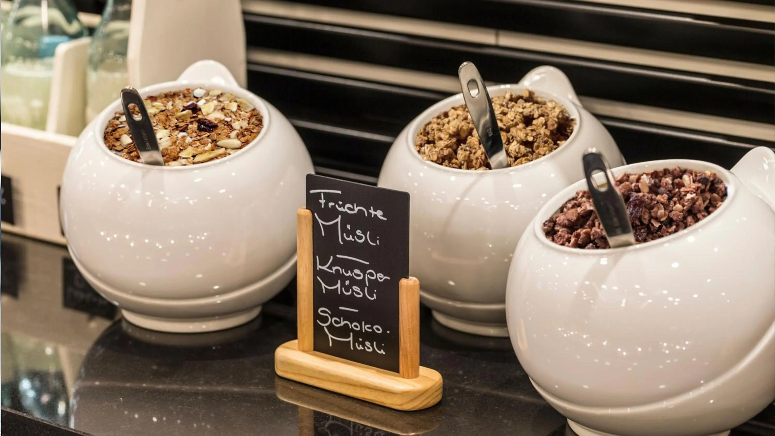 Restaurant/places to eat in Holiday Inn - the niu, Blade Solingen by IHG