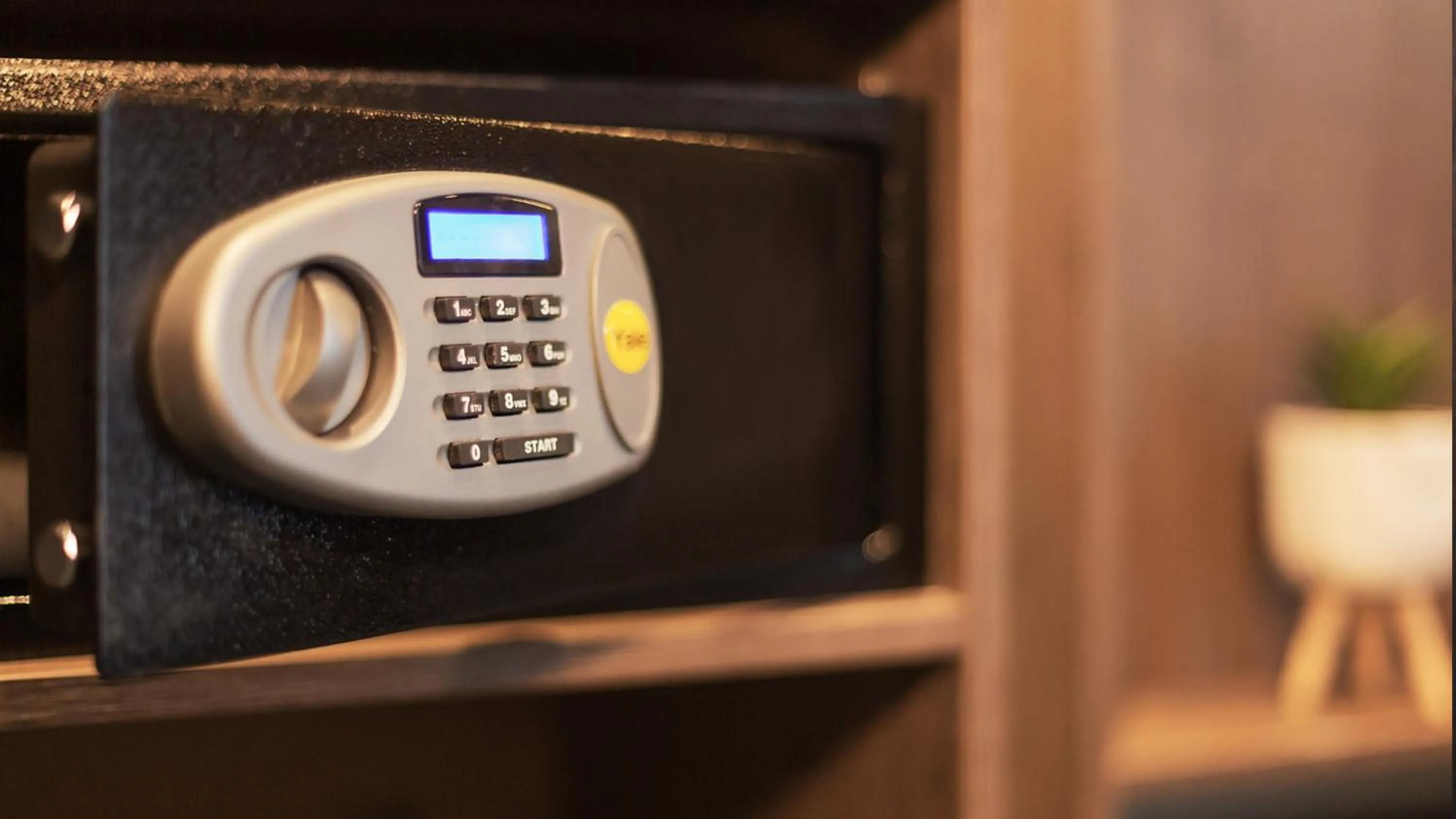 Photo of the whole room in Holiday Inn - the niu, Blade Solingen by IHG