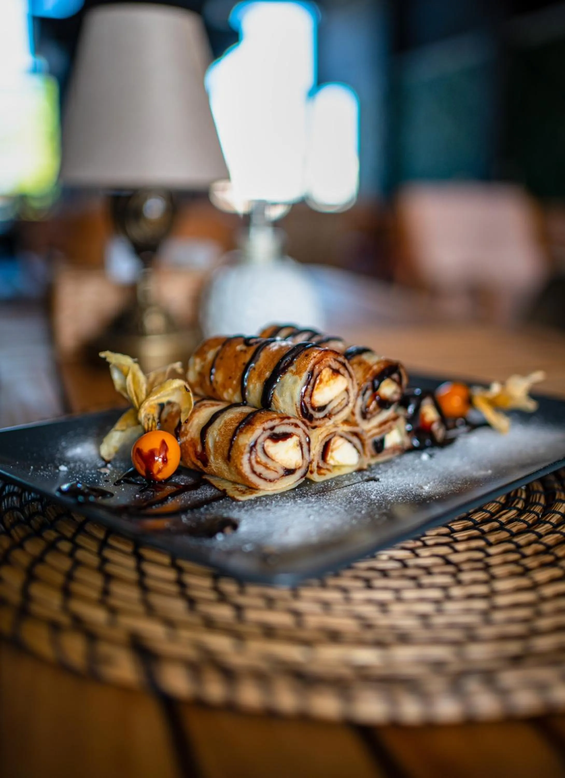 Restaurant/places to eat, Food in ESQUIRE HOTELS and LOUNGES