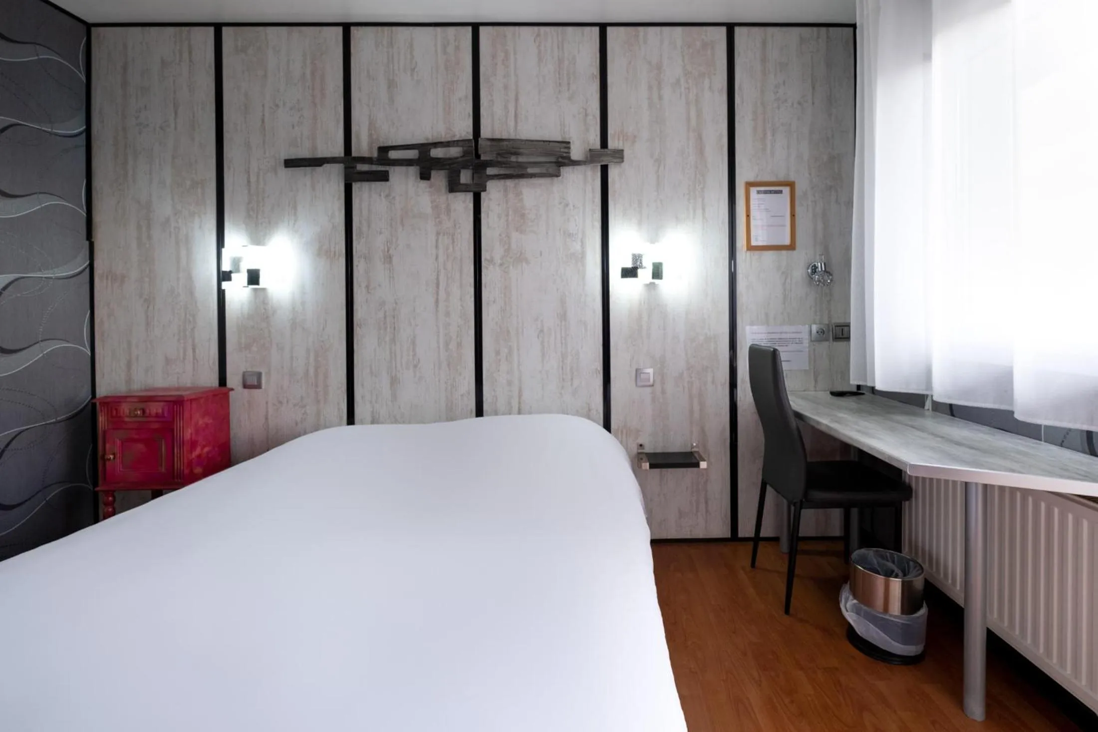 Bedroom, Bed in Eqynox Hotel