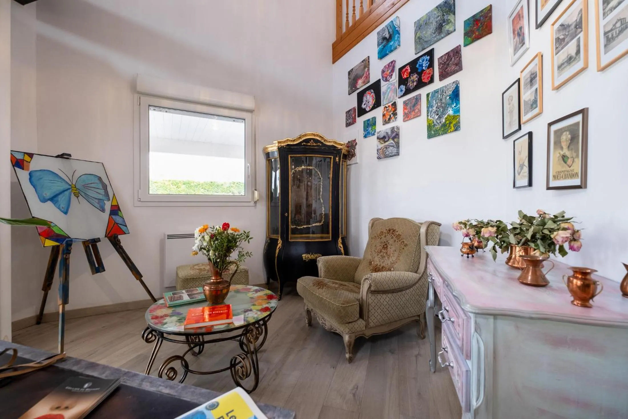 Living room in Eqynox Hotel