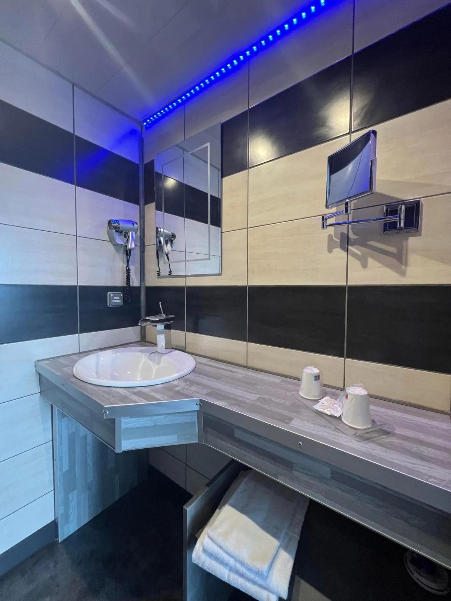 Bathroom in Eqynox Hotel