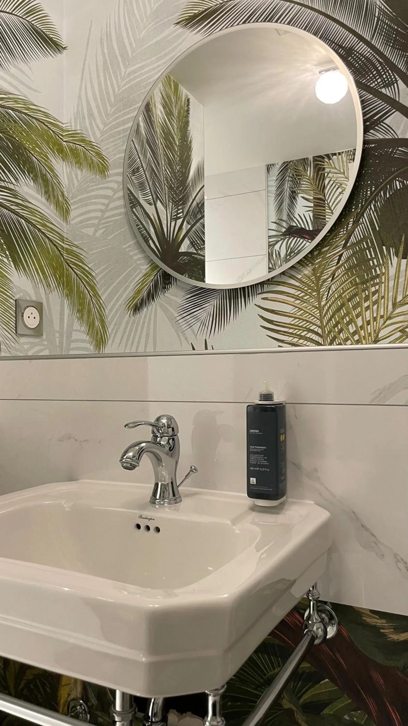 Bathroom in Eqynox Hotel