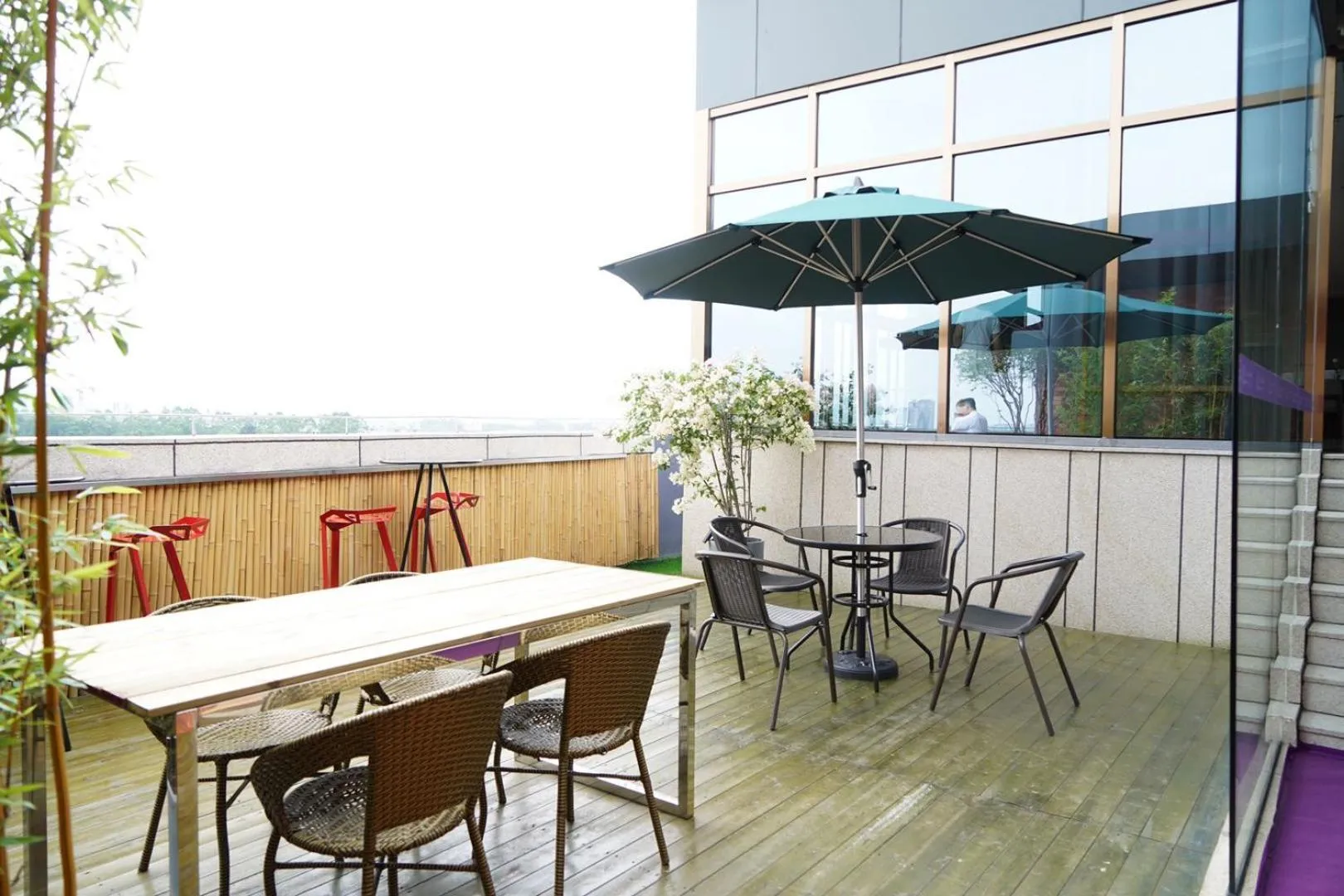 Restaurant/places to eat in Lavande Hotel Dongguan Songshan Lake