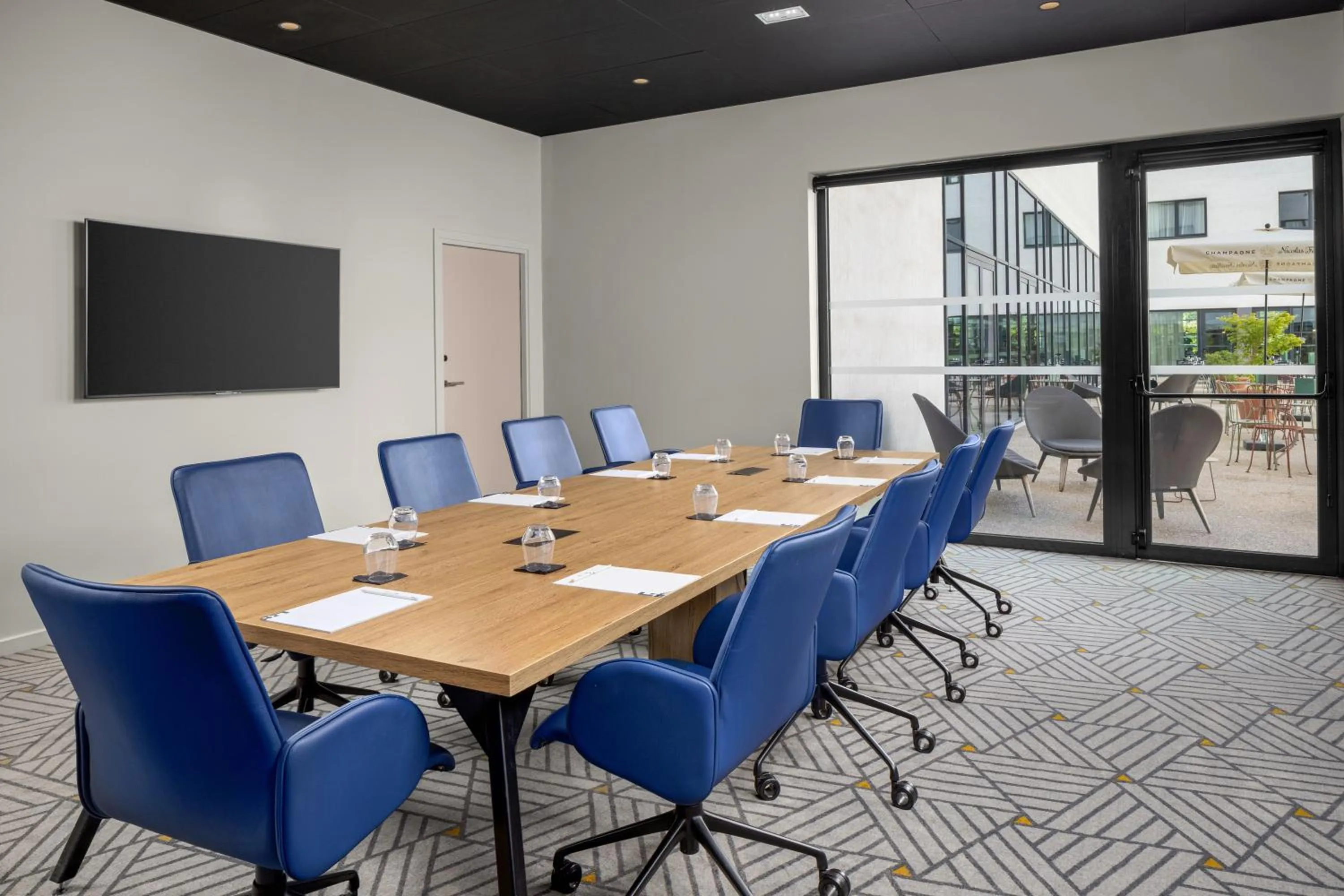 Meeting/conference room in Hyatt House Paris Charles de Gaulle Airport