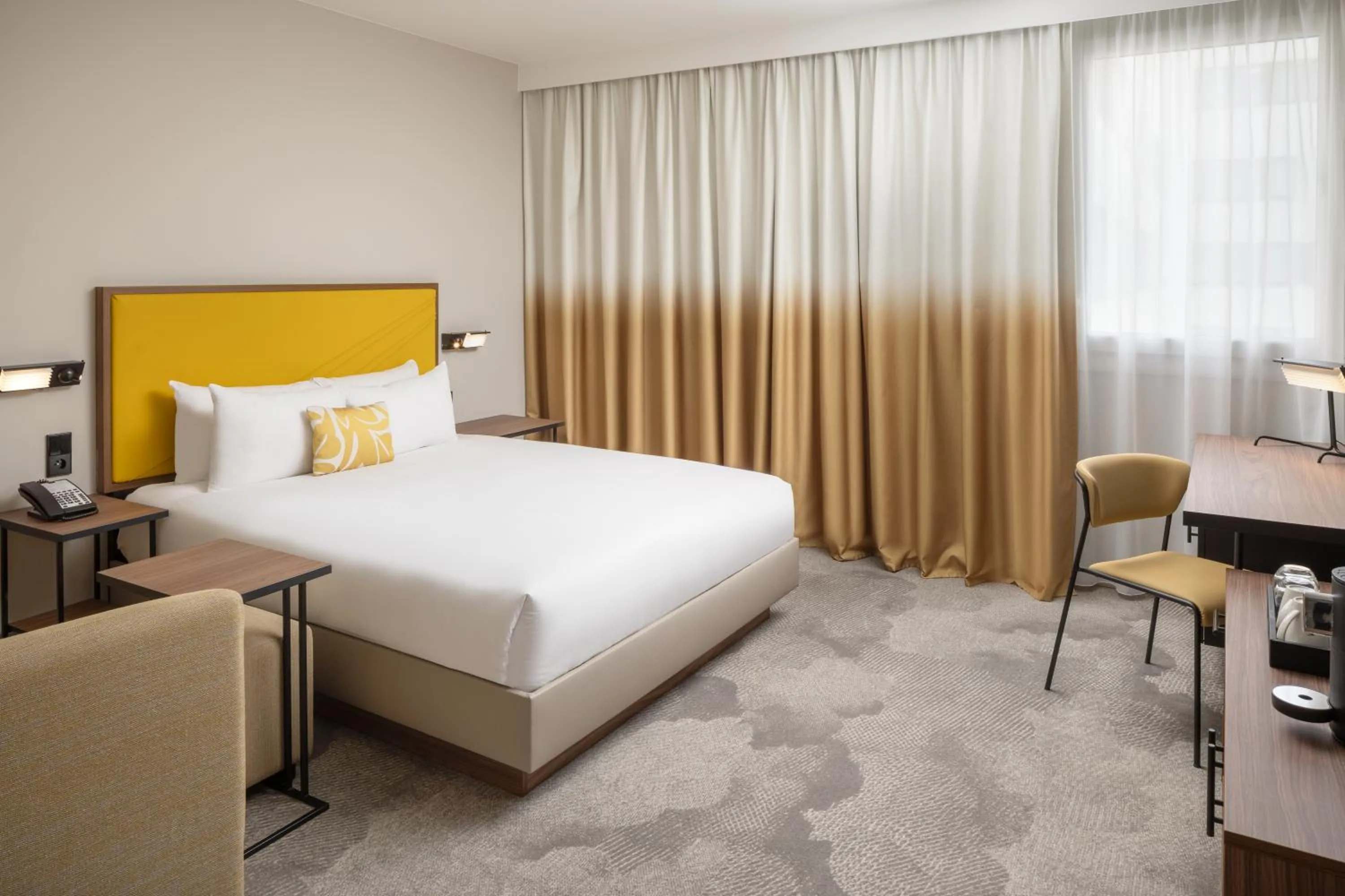 Bedroom, Bed in Hyatt Place Paris Charles de Gaulle Airport