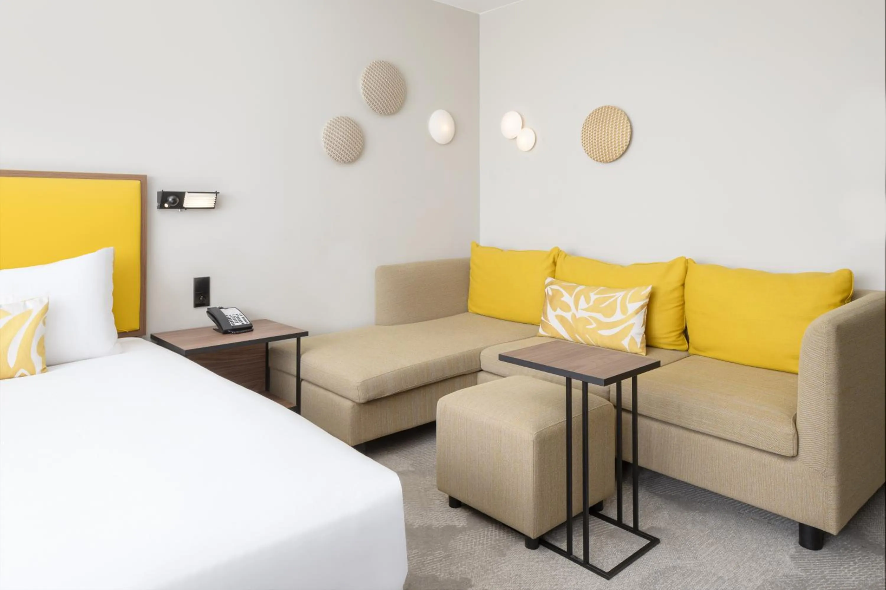 Bedroom, Bed in Hyatt Place Paris Charles de Gaulle Airport