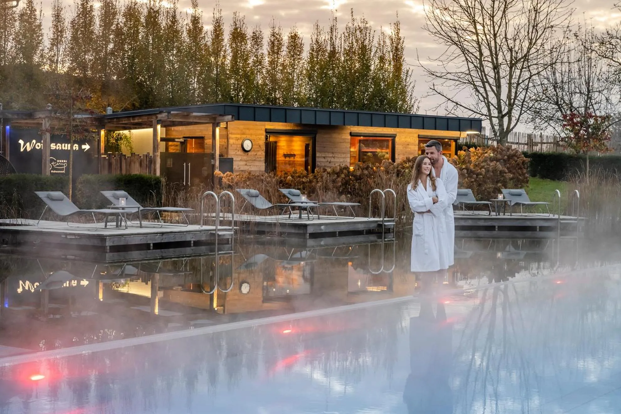 Swimming pool in Das Stemp Wellnessresort 4 Sterne Superior