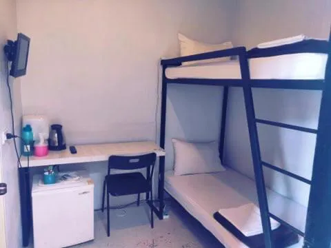 Bed in Rin GuestHouse Pracharak RD