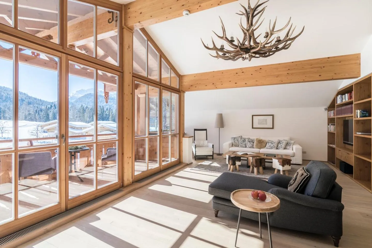 Living room in Relais & Châteaux Gut Steinbach Hotel Chalets SPA