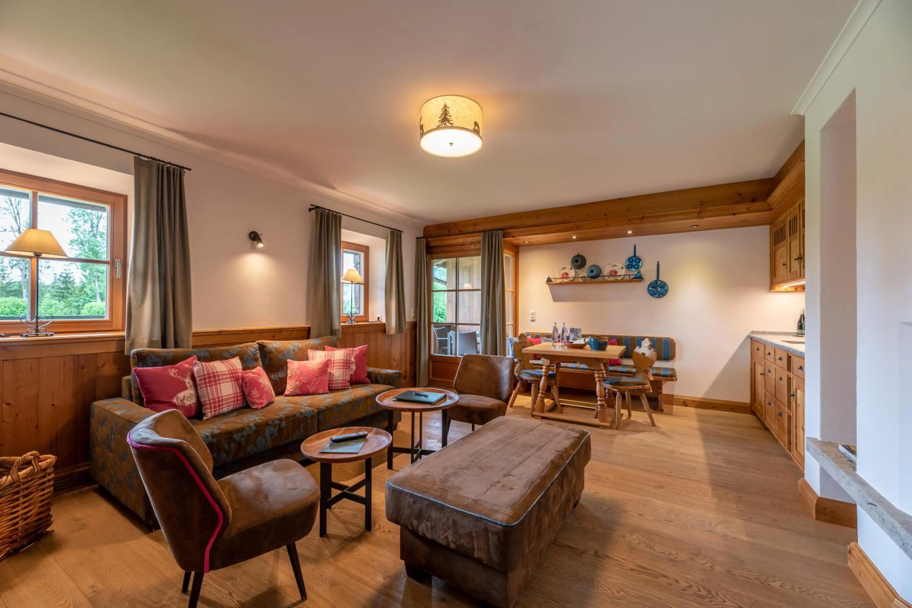 Living room in Relais & Châteaux Gut Steinbach Hotel Chalets SPA