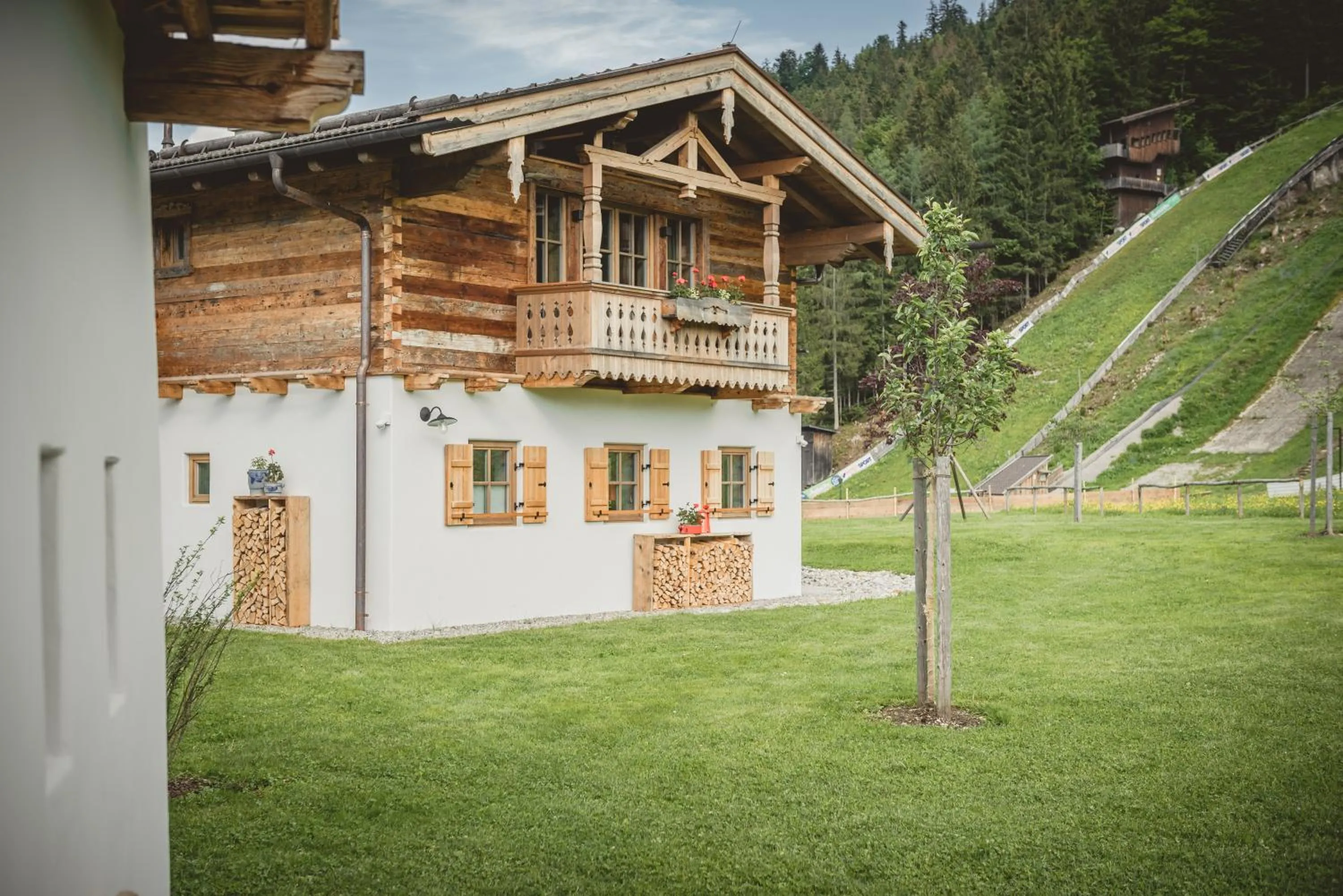 Property building in Relais & Châteaux Gut Steinbach Hotel Chalets SPA