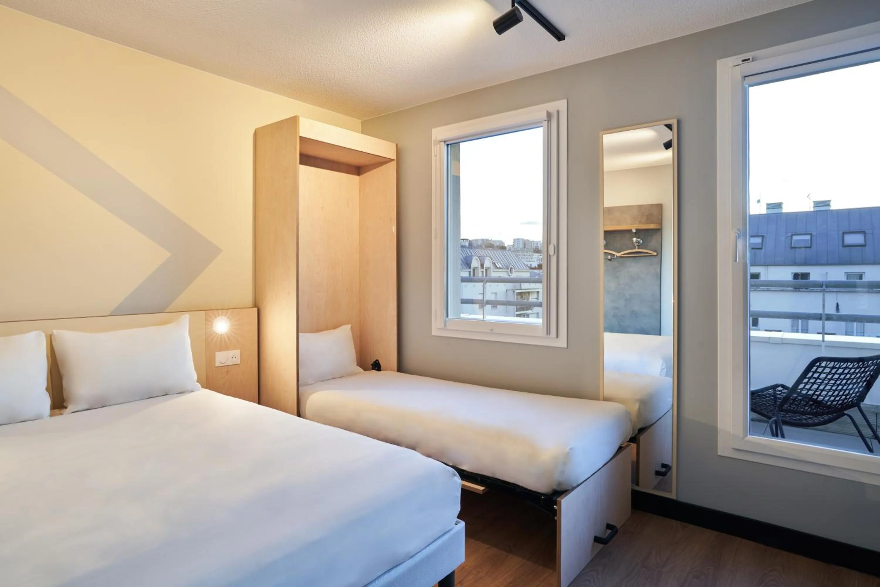 Bed in ibis budget Issy Les Moulineaux Paris Ouest