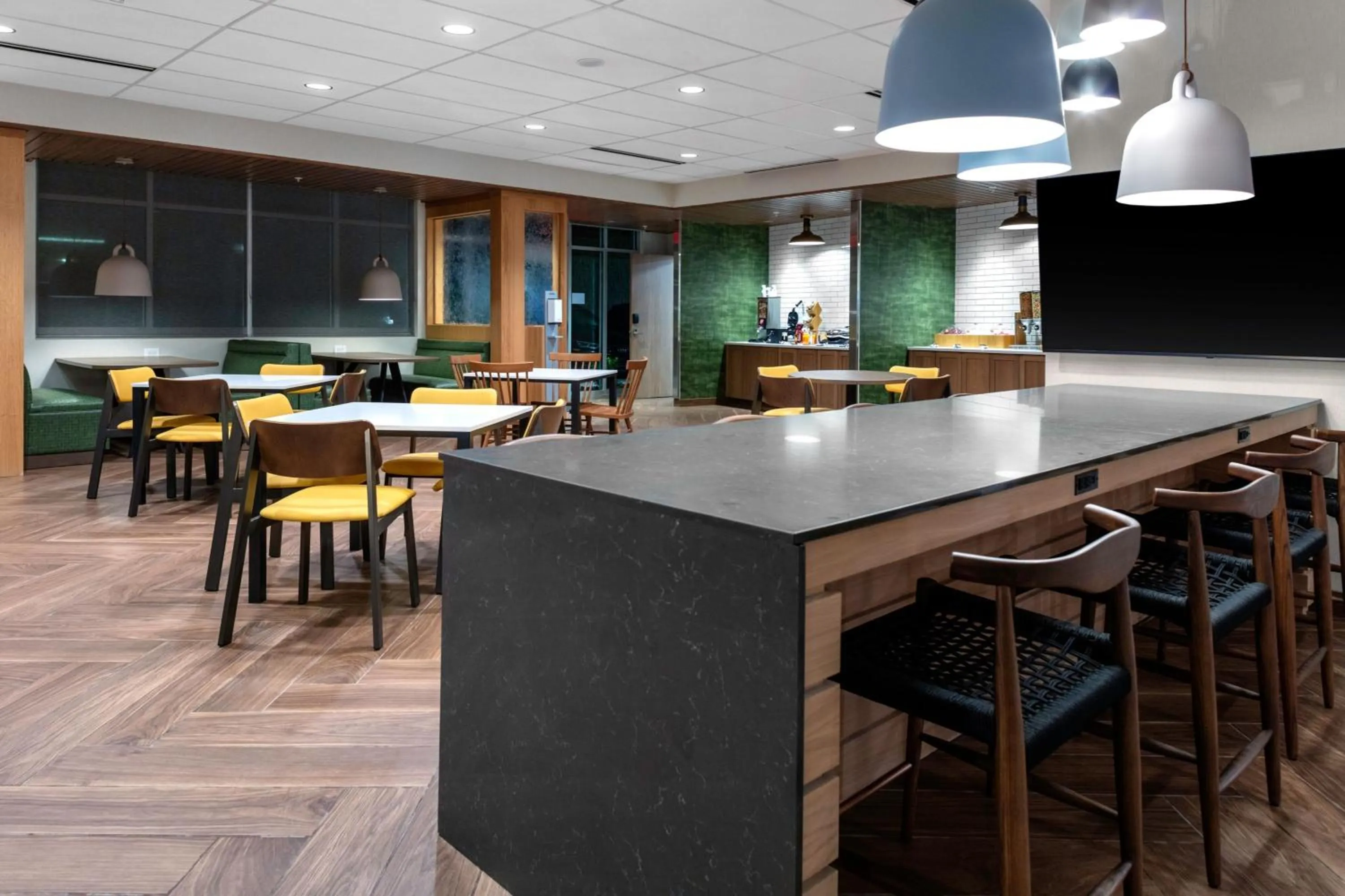 Breakfast in Fairfield Inn & Suites by Marriott Atlanta Marietta