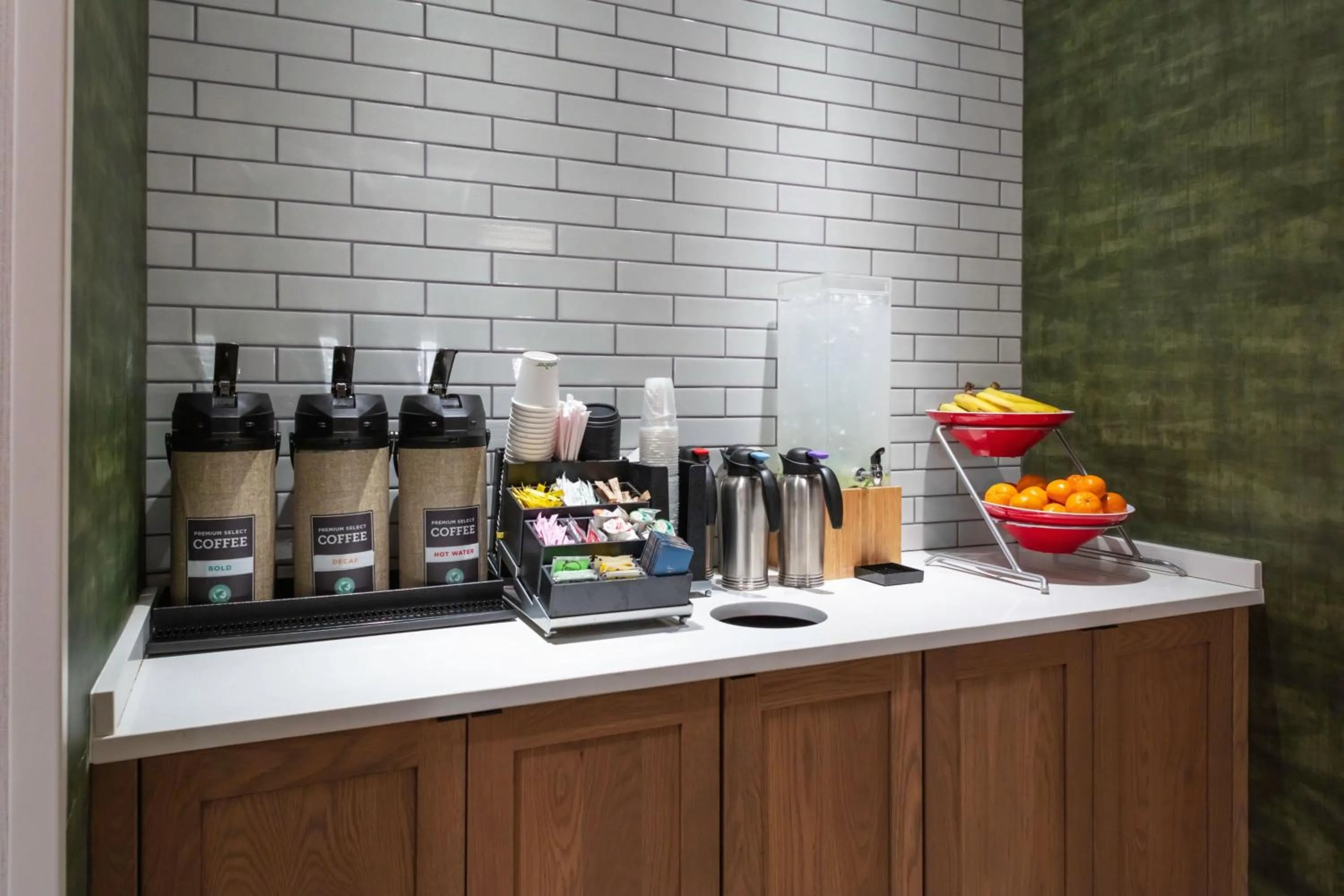 Breakfast in Fairfield Inn & Suites by Marriott Atlanta Marietta