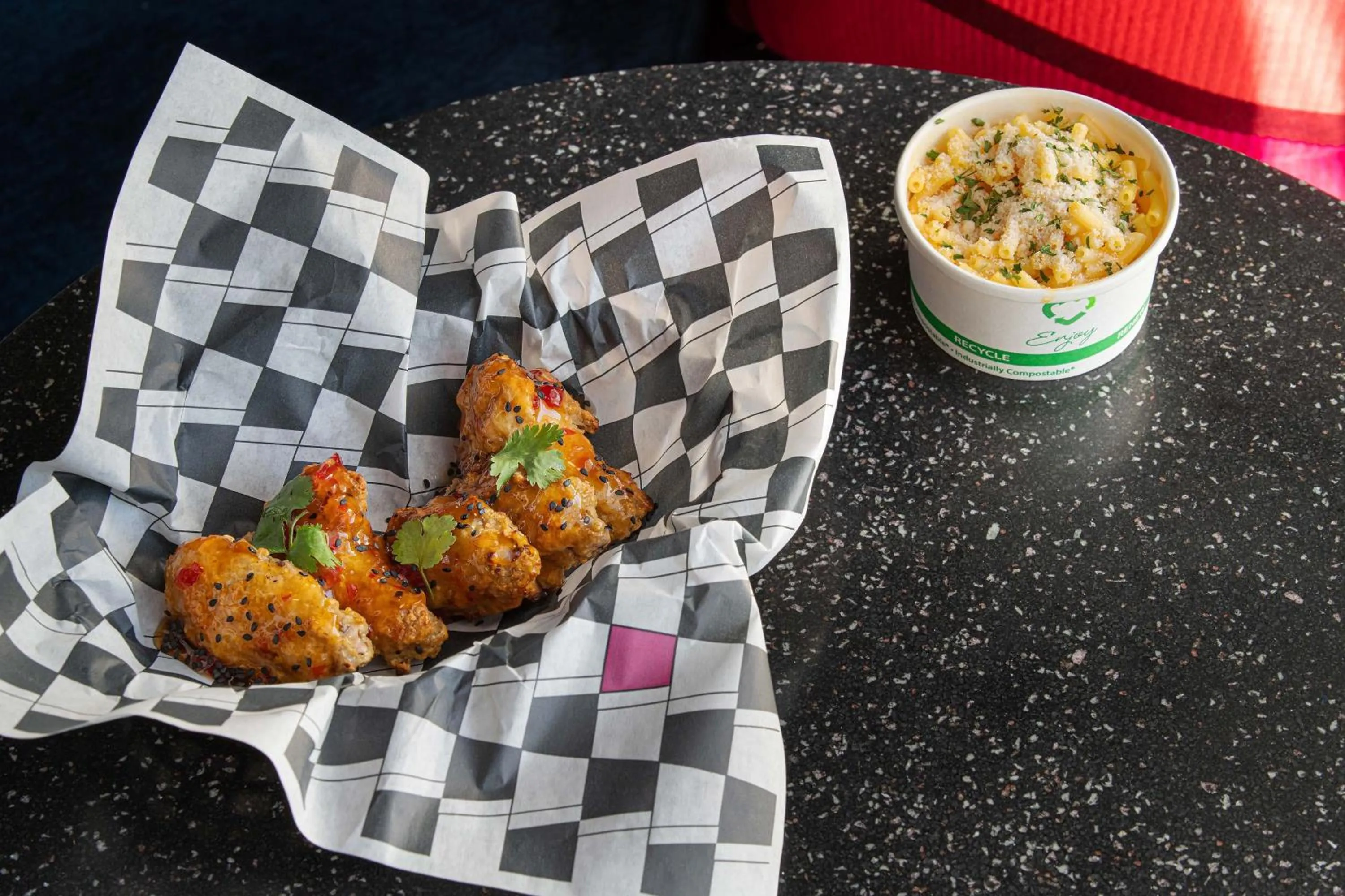 Lounge or bar in Aloft Houston Shenandoah - The Woodlands