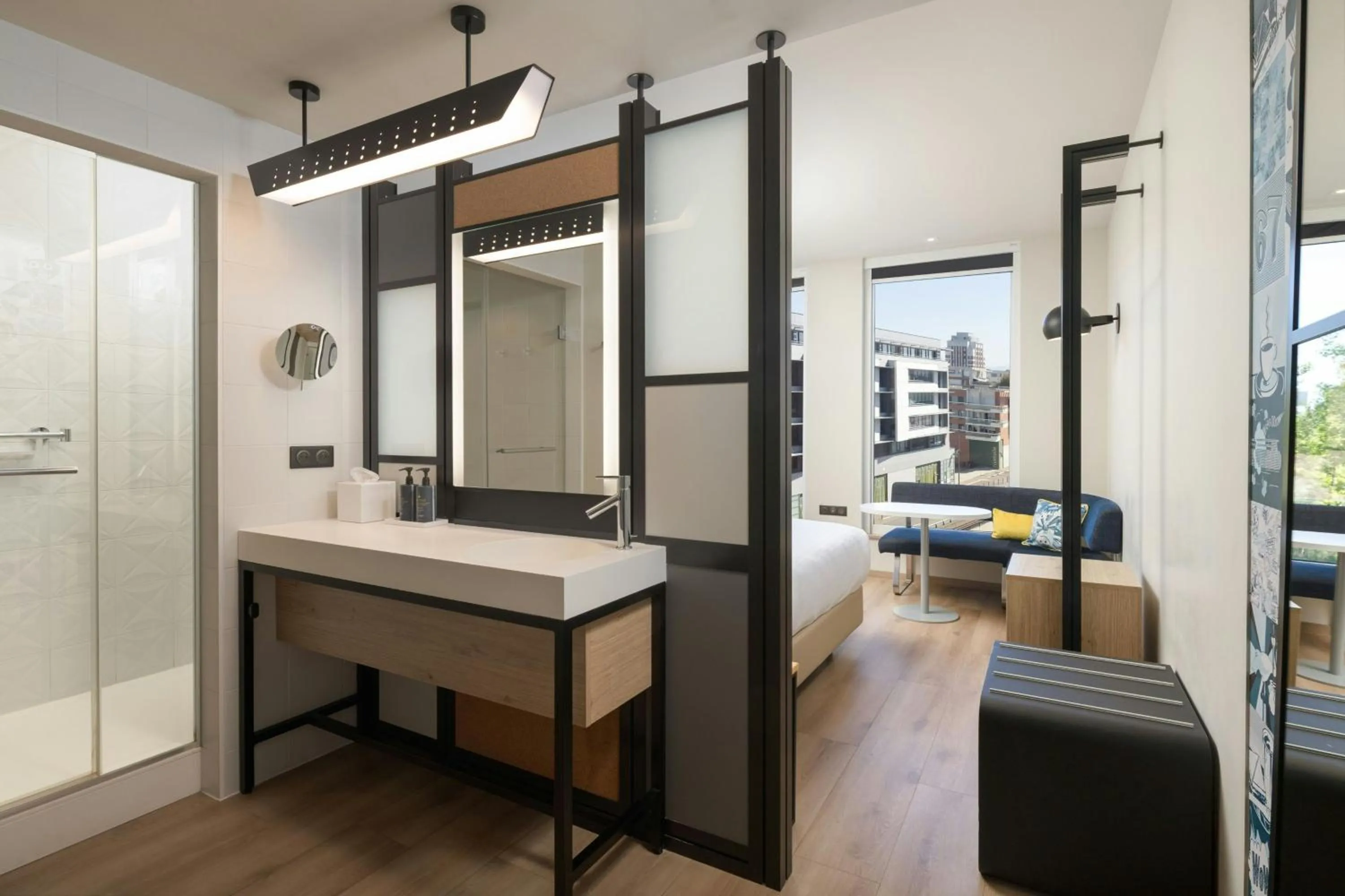 Bathroom in Aloft Strasbourg City Centre