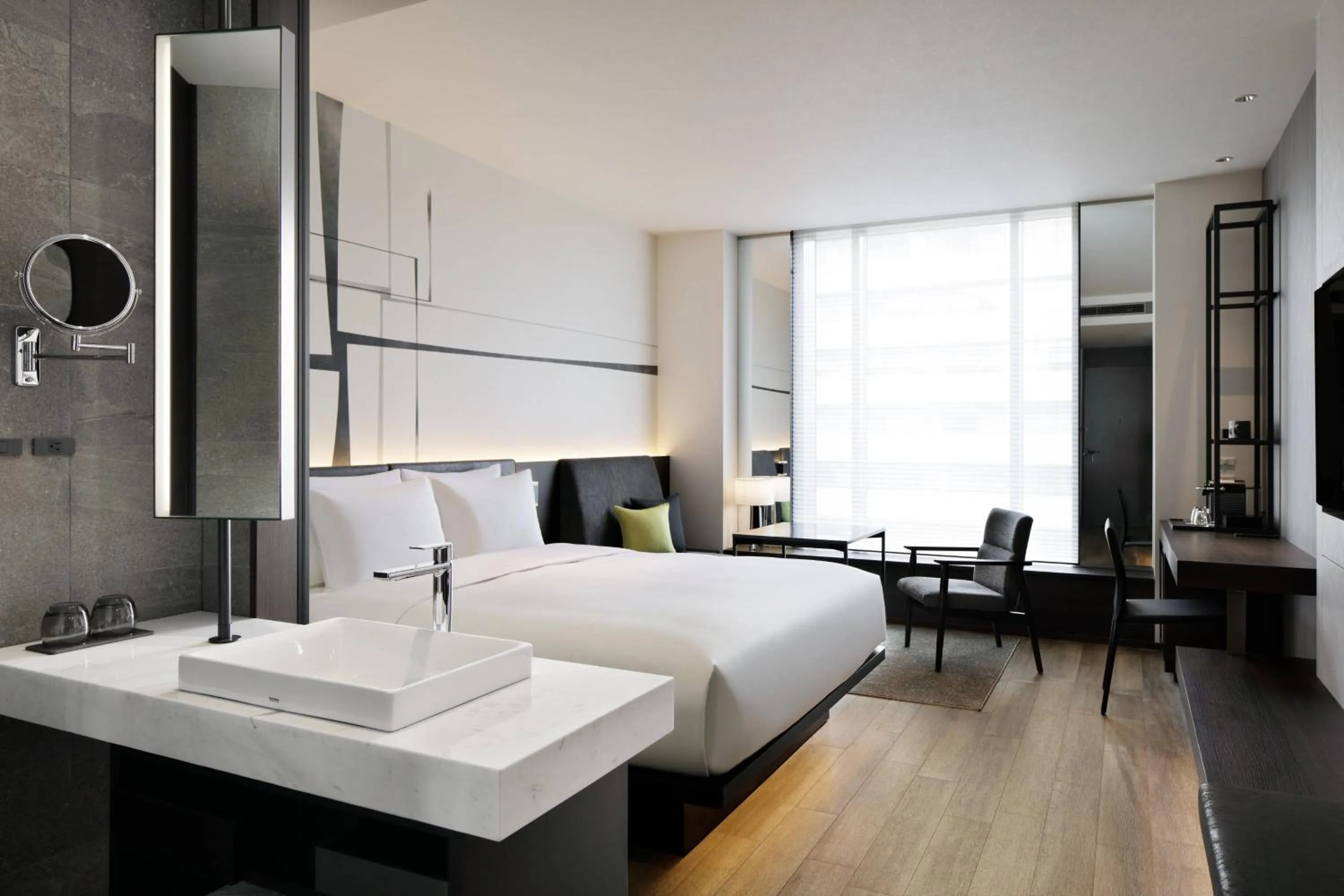 Photo of the whole room, Bed in AC Hotel by Marriott Tokyo Ginza