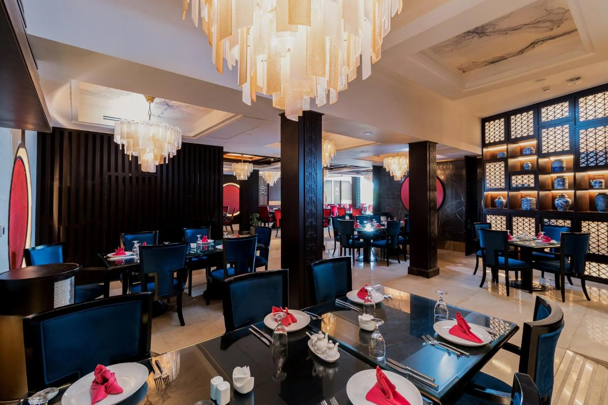 Restaurant/places to eat in Holiday Inn - Suites Kuwait Salmiya by IHG