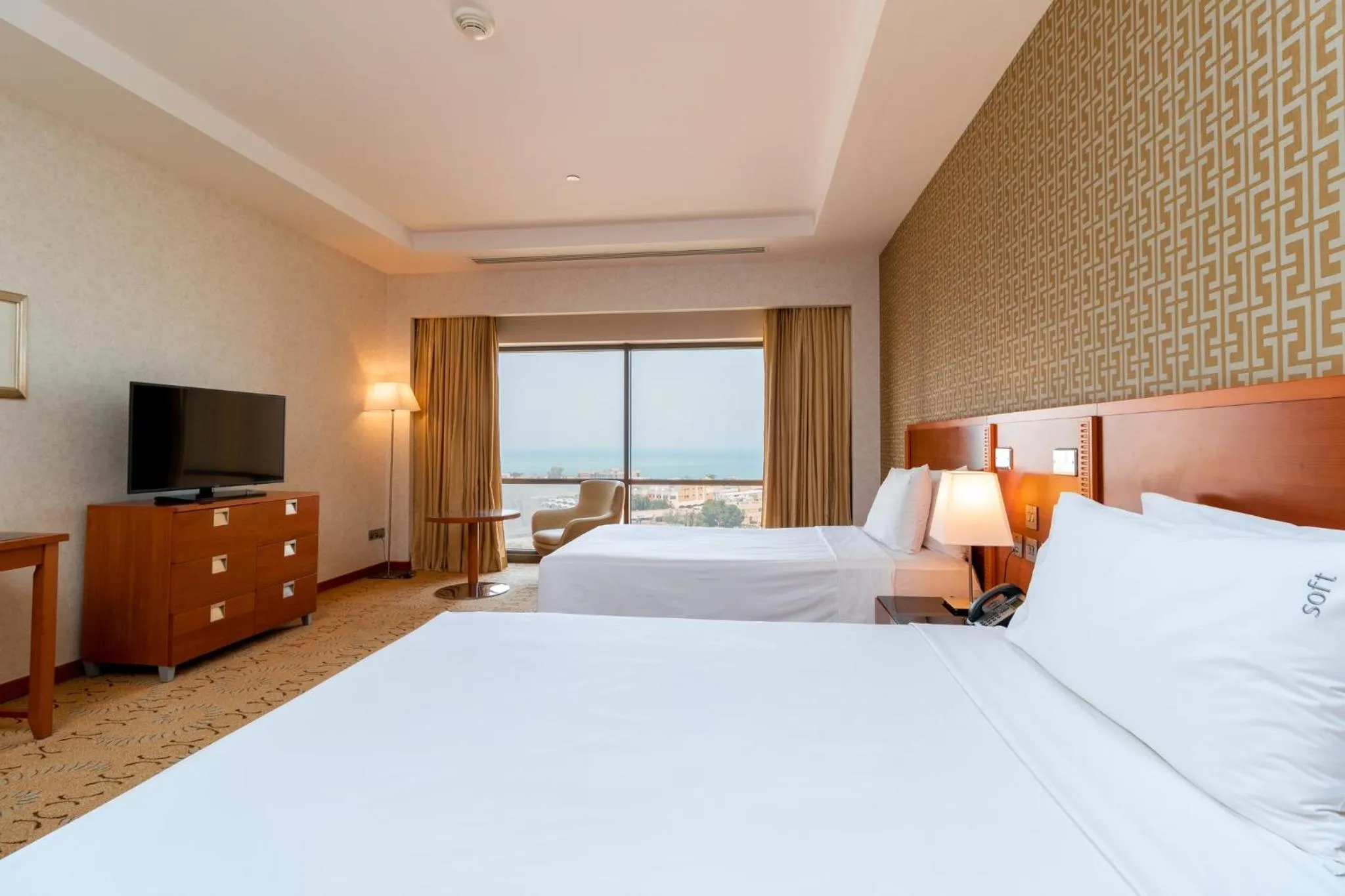 Twin Room - Non-Smoking in Holiday Inn - Suites Kuwait Salmiya by IHG