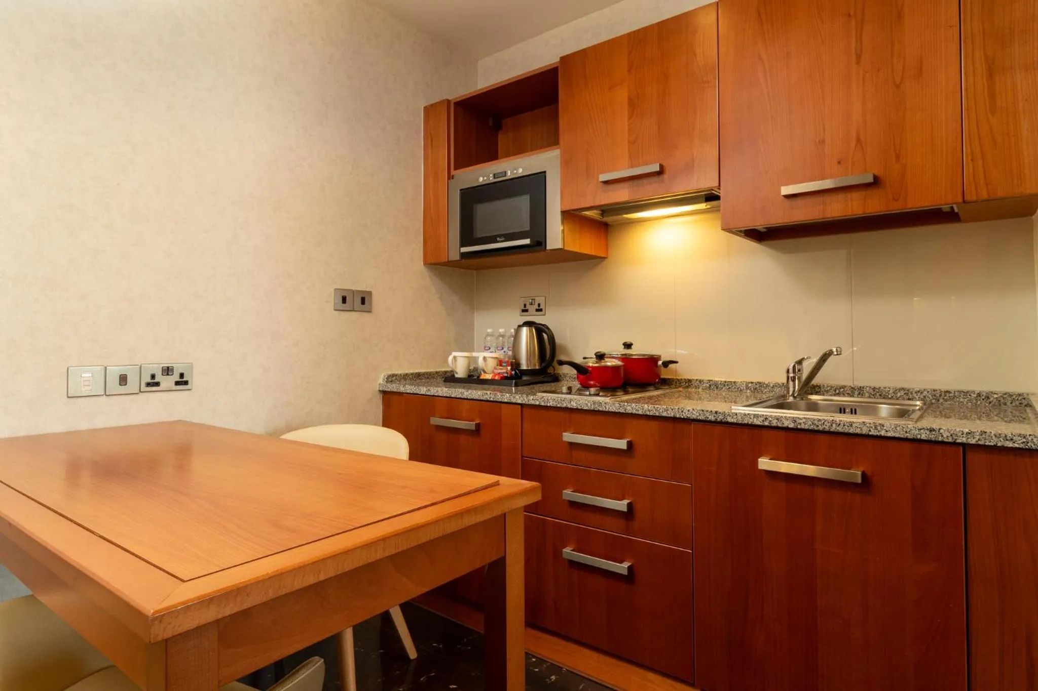 Photo of the whole room in Holiday Inn - Suites Kuwait Salmiya by IHG