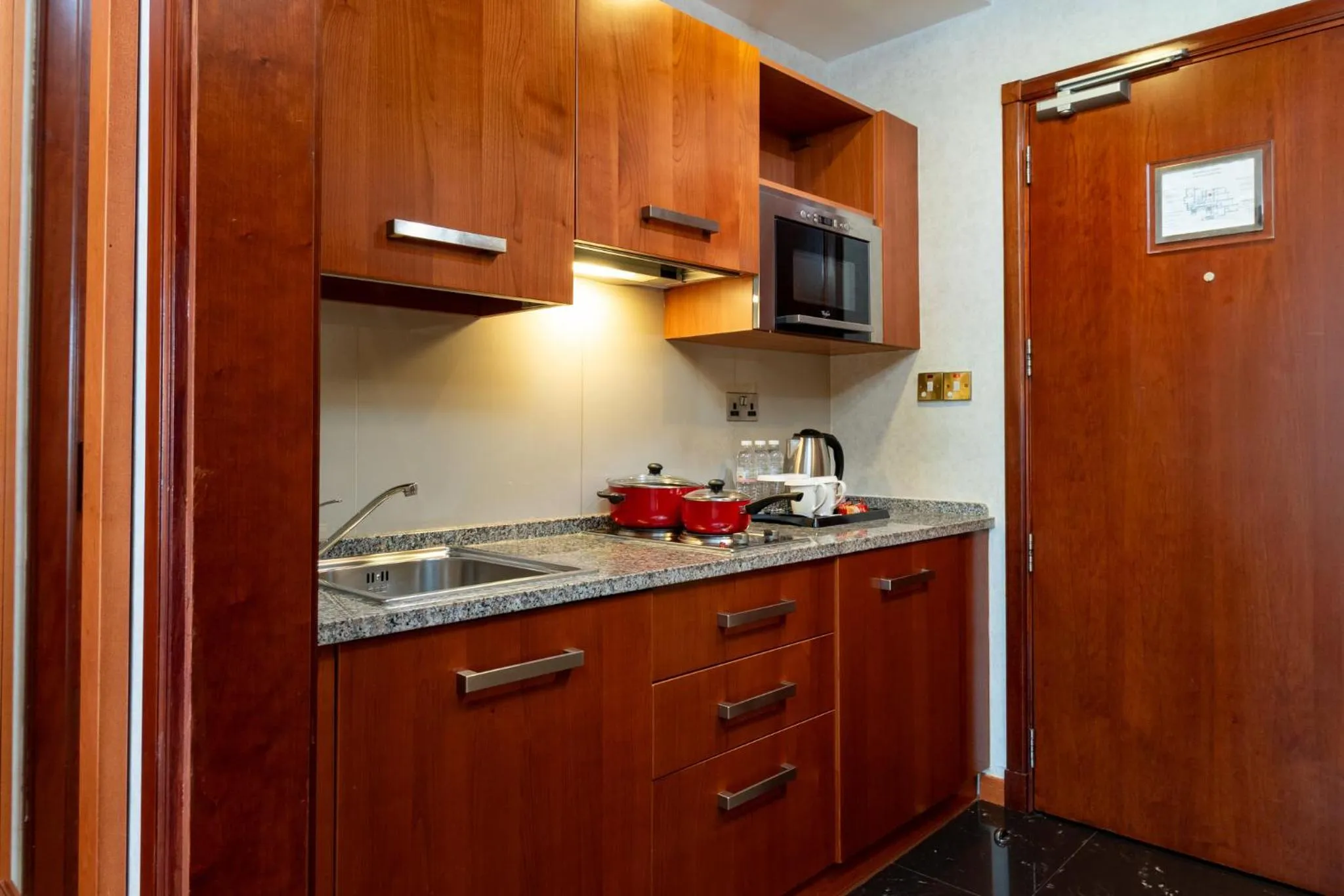 Photo of the whole room in Holiday Inn - Suites Kuwait Salmiya by IHG