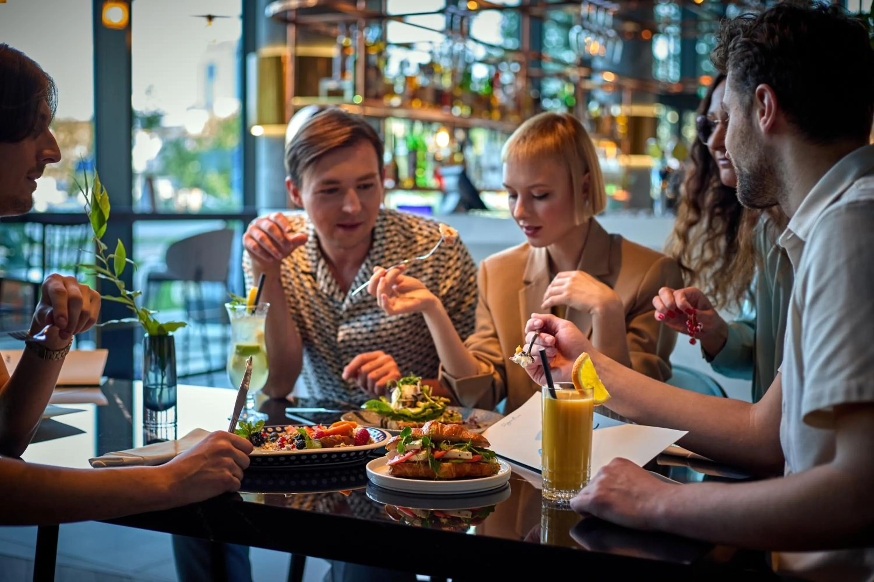 Lobby or reception in Crowne Plaza - Warsaw - The HUB by IHG