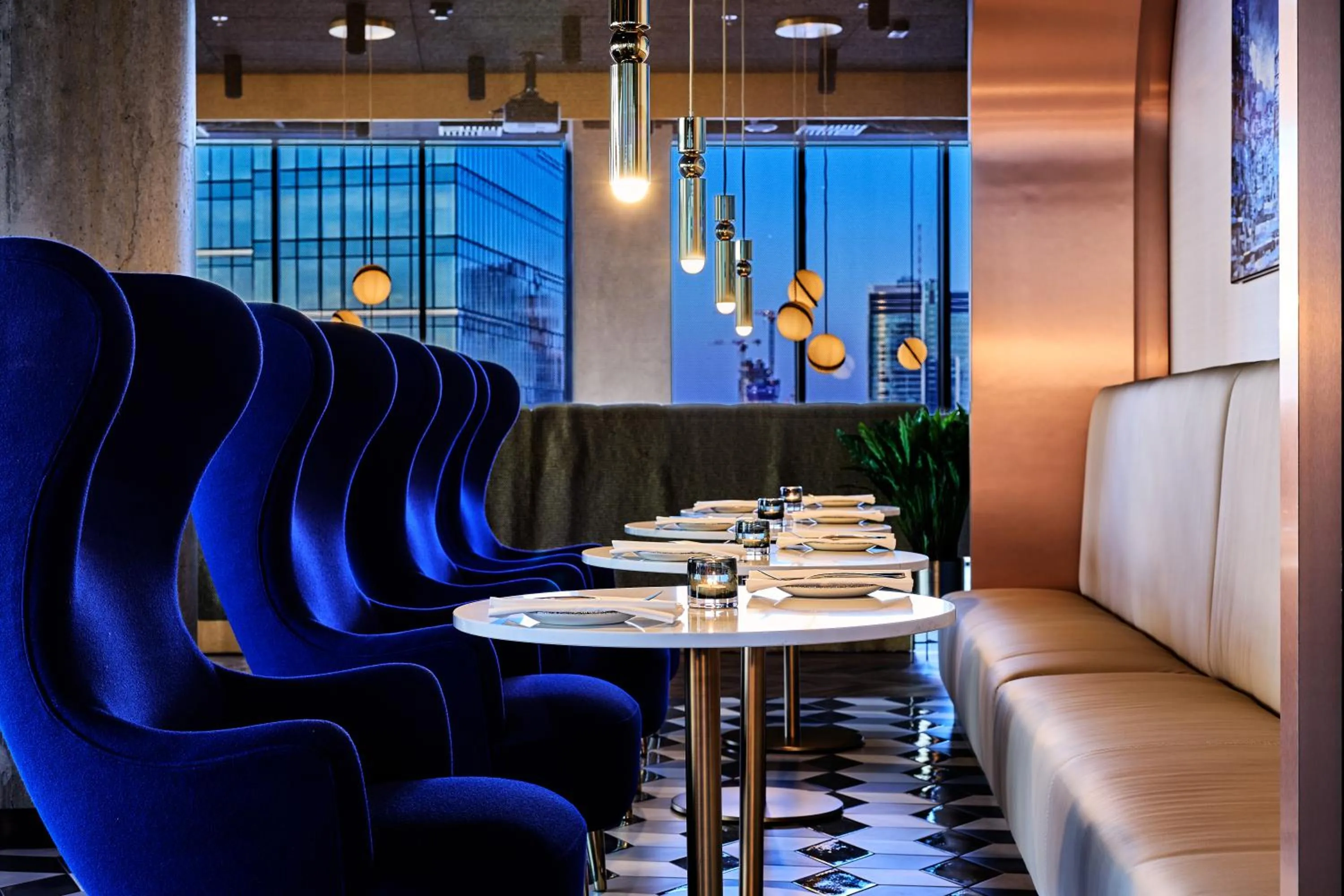 Nightclub / DJ in Holiday Inn Express - Warsaw - The HUB by IHG