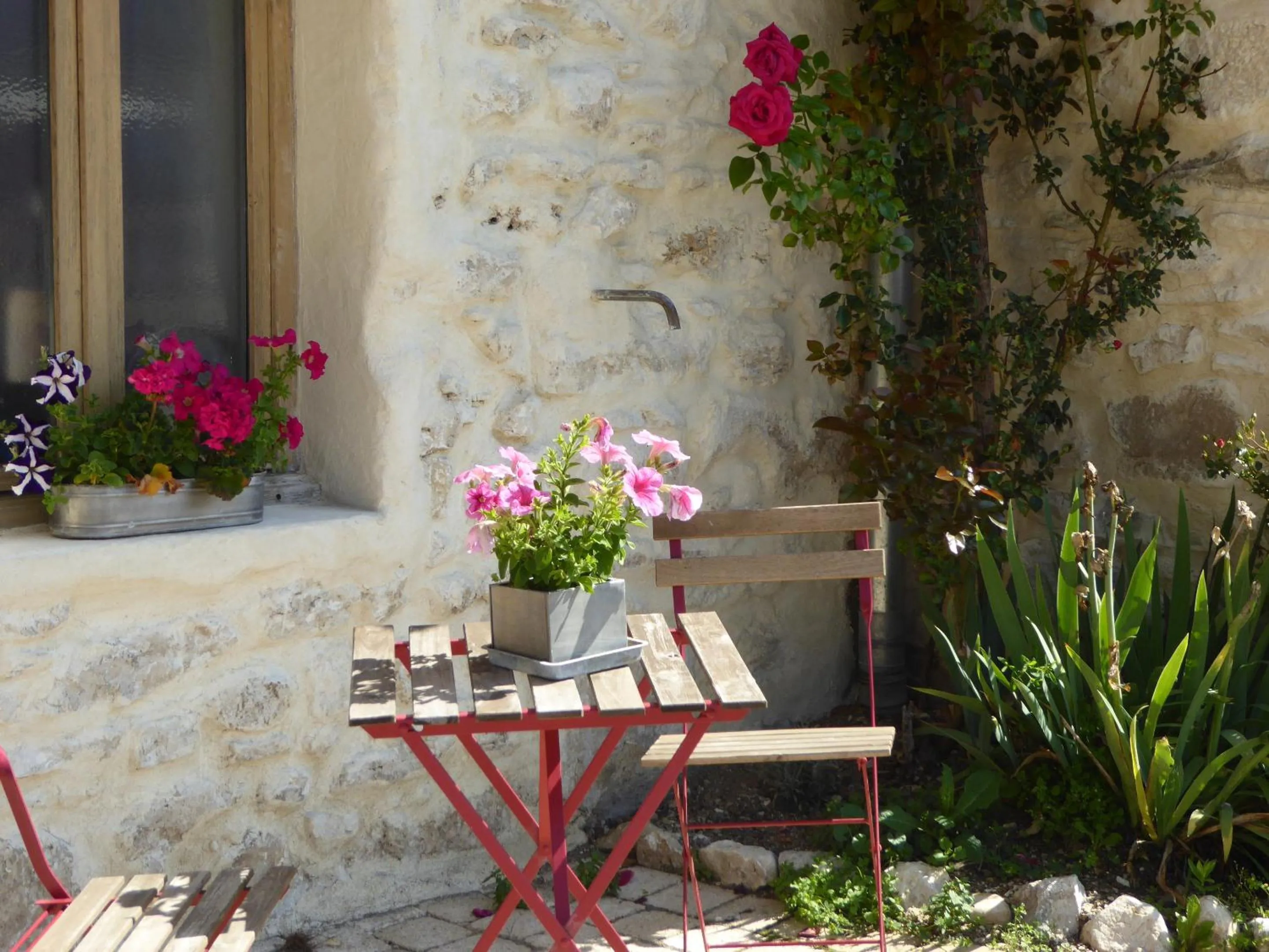 Property building in Ferme de la grande Moucherolle