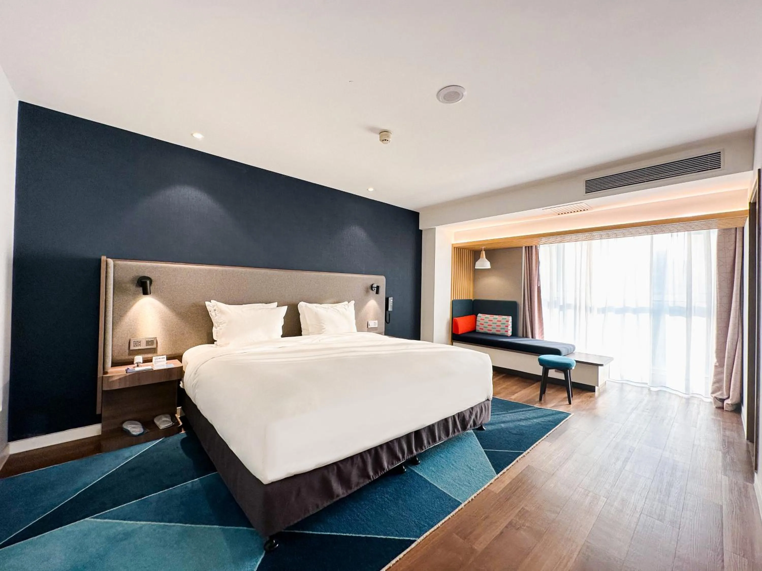 Bed in Holiday Inn Express Tianjin Airport East by IHG