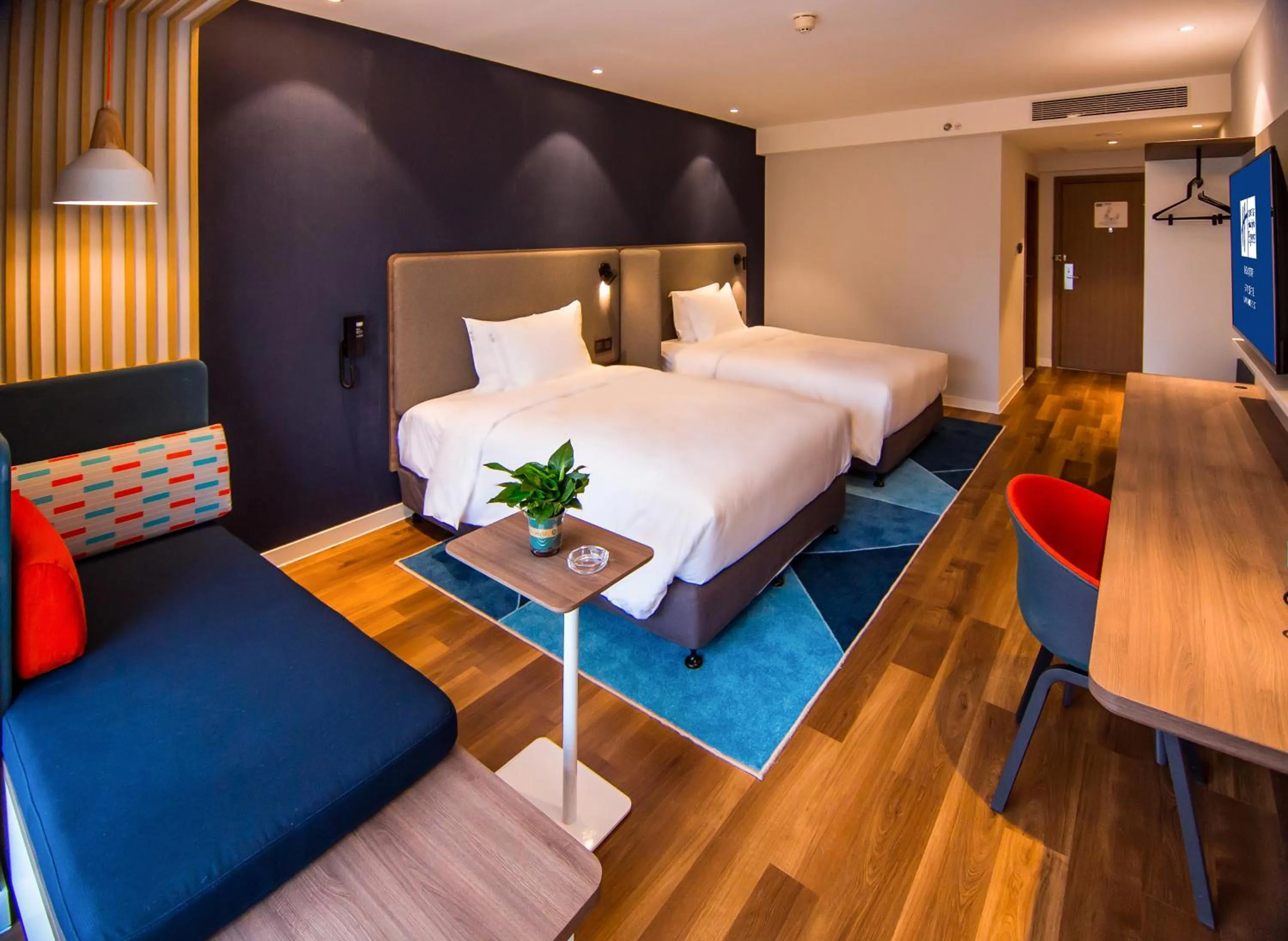 Bed in Holiday Inn Express Tianjin Airport East by IHG