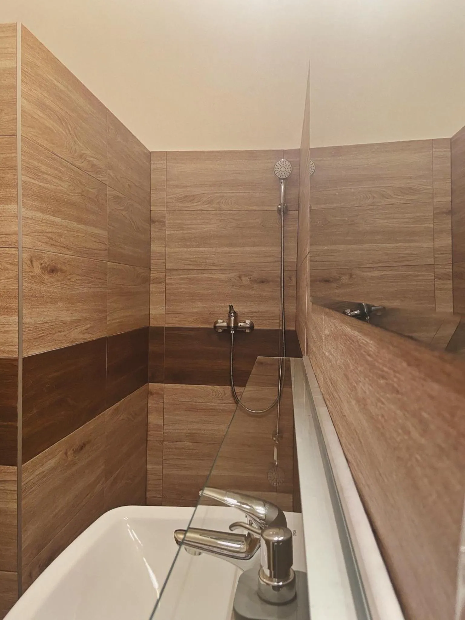 Shower in Apartmán Sirius B